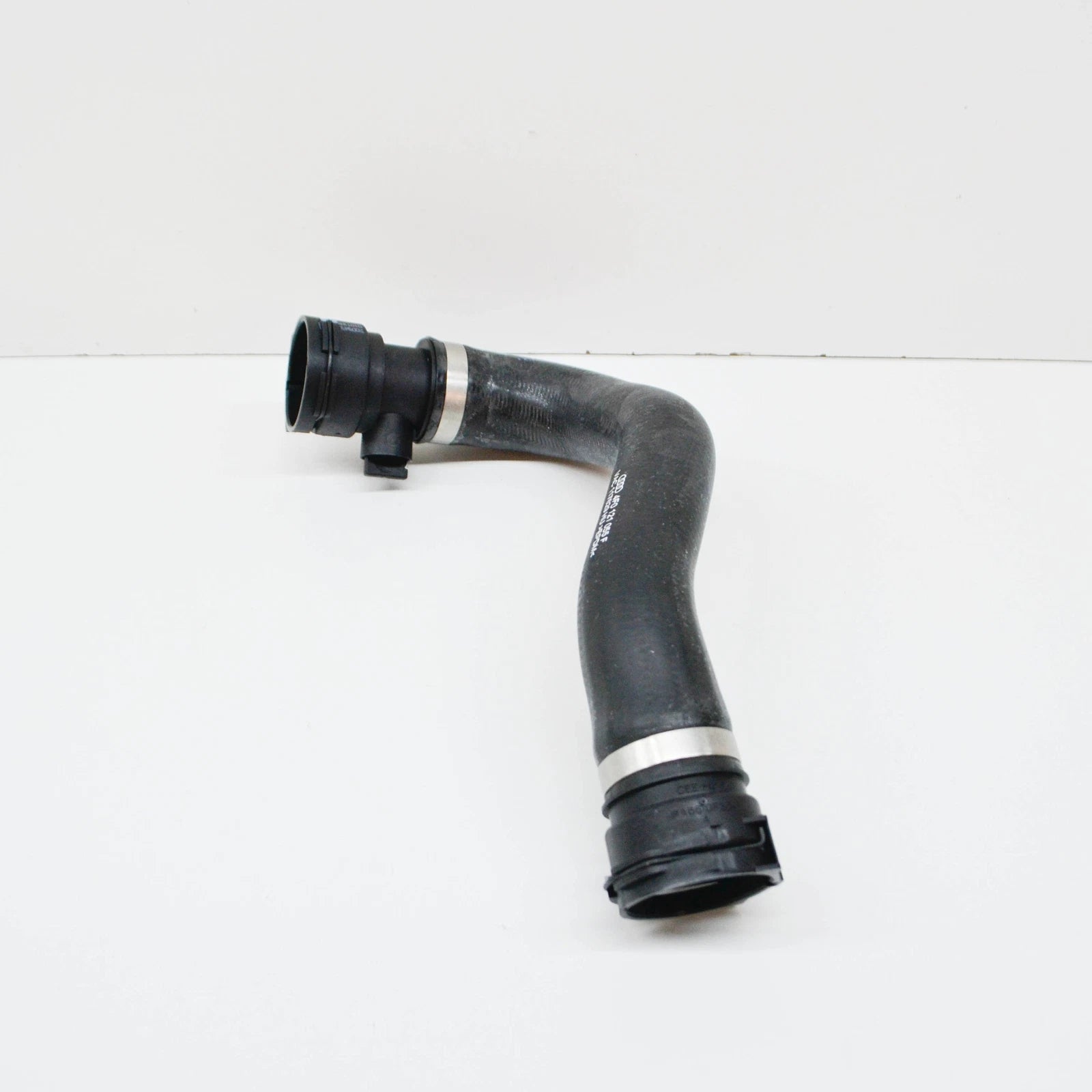 NEW AUDI A6 C6 RADIATOR LOWER COOLANT HOSE 4F0121055F