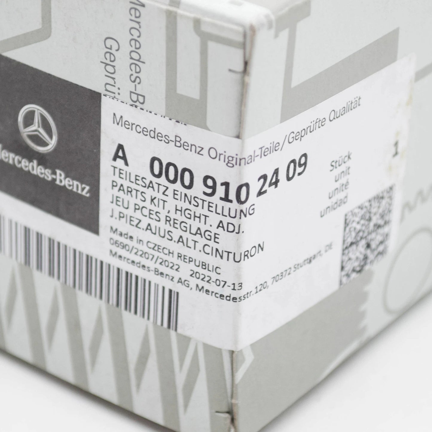 NEW MERCEDES-BENZ C W205 FRONT LEFT SEAT HEIGHT ADJUST MOTOR A0009102409