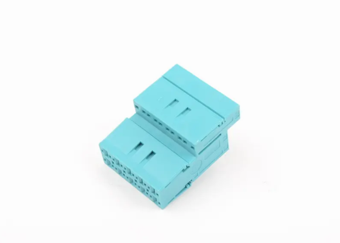 new bmw e84 front power distrib. box socket housing 61139225063 9225063 original