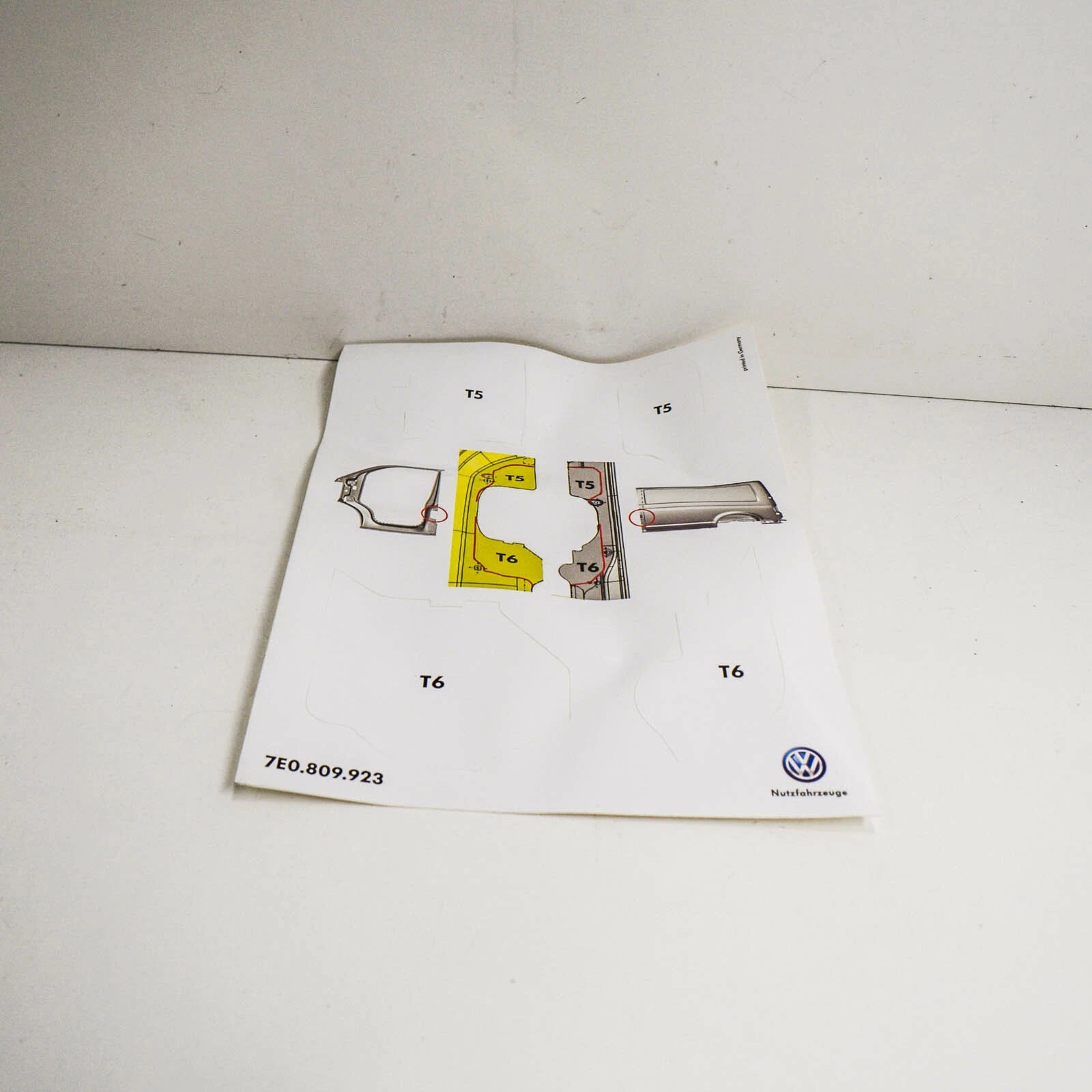 NEW VOLKSWAGEN TRANSPORTER T5 LEFT B PILLAR TEMPLATE 7E0809923 ORIGINAL