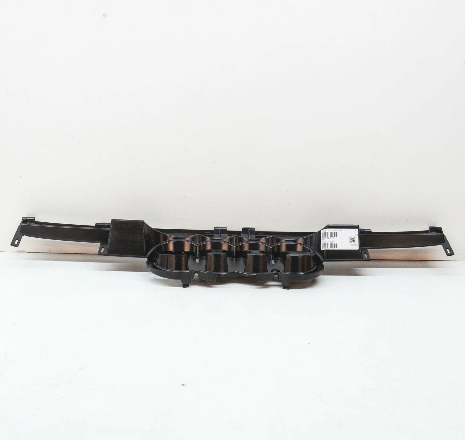 NEW AUDI Q7 4M FRONT BUMPER RADIATOR GRILLE BRACKET 4M0853037F