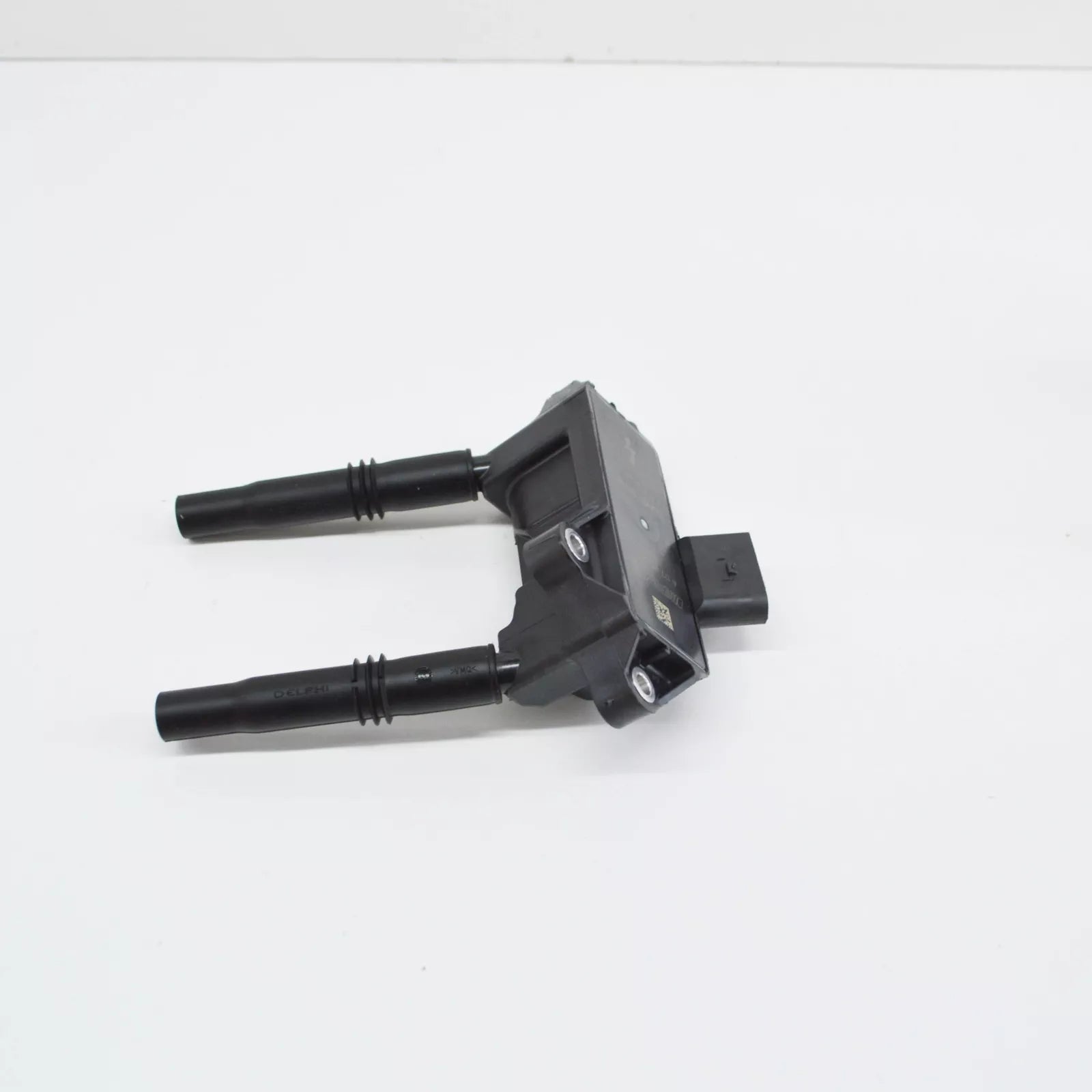 NEW MERCEDES-BENZ GLC X253 HIGH VOLTAGE IGNITION COIL A1779069500 ORIGINAL