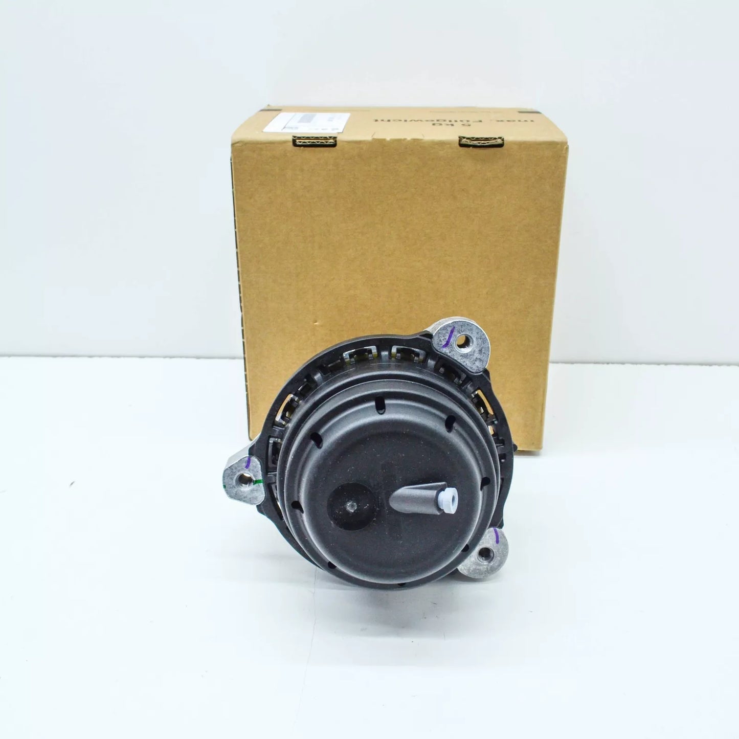 NEW BMW 7 G11 G12 LEFT SIDE ENGINE MOUNT 6860481 22116860481 ORIGINAL