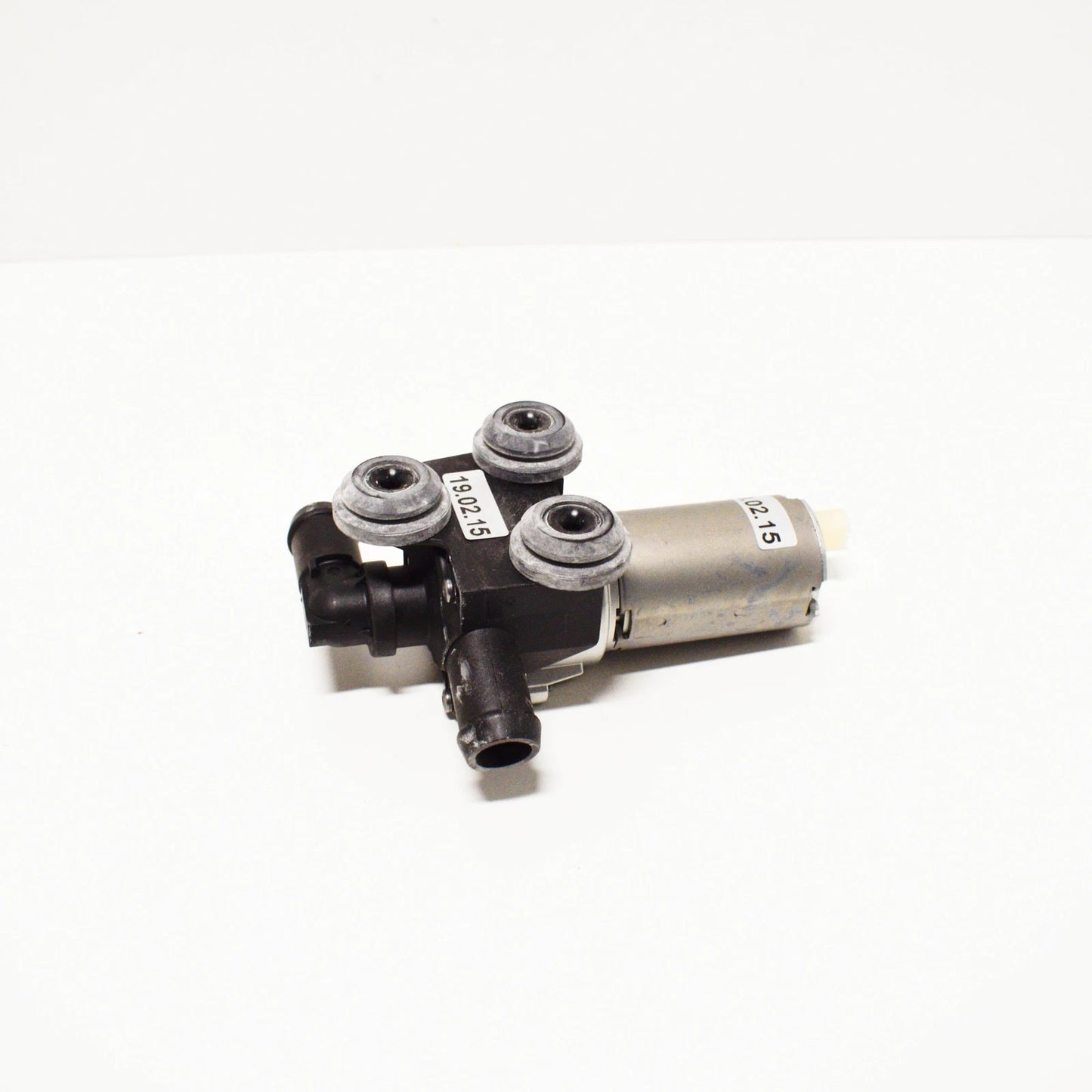 NEW BMW 1 E81 ADDITIONAL WATER PUMP 116D PETROL 1.6 64116928246 ORIGINAL