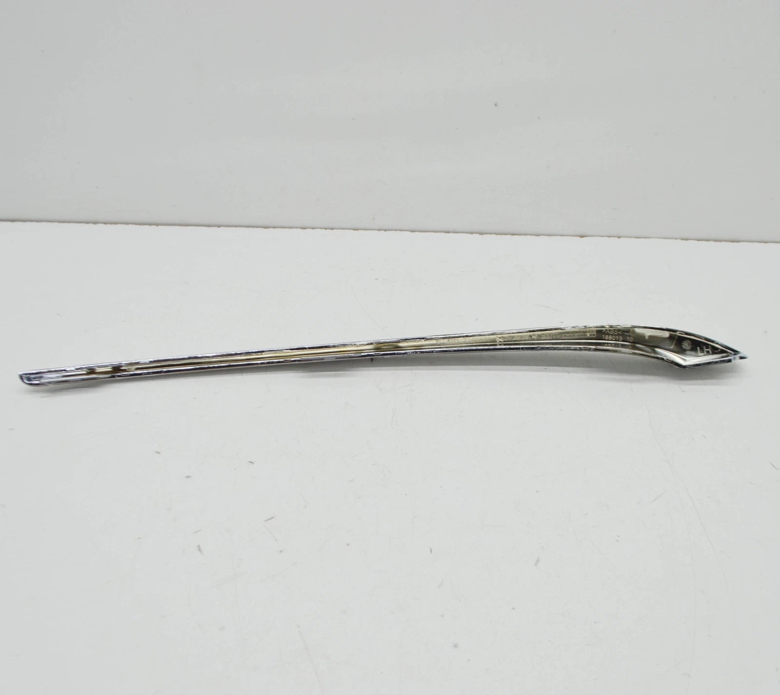 NEW BMW 7 G11 FRONT BUMPER LEFT UPPER MOLDING 51117362693 7362693 2016 ORIGINAL