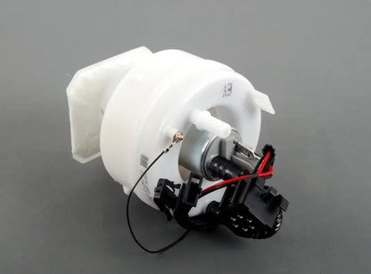 NEW BMW 3 E90 FUEL PUMP 16147194207 7194207 HNE ORIGINAL