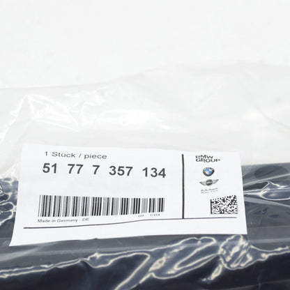 NEW BMW 7 G11 FRONT RIGHT MIDDLE SIDE SIDESKIRT HOLDER 51777357134 ORIGINAL