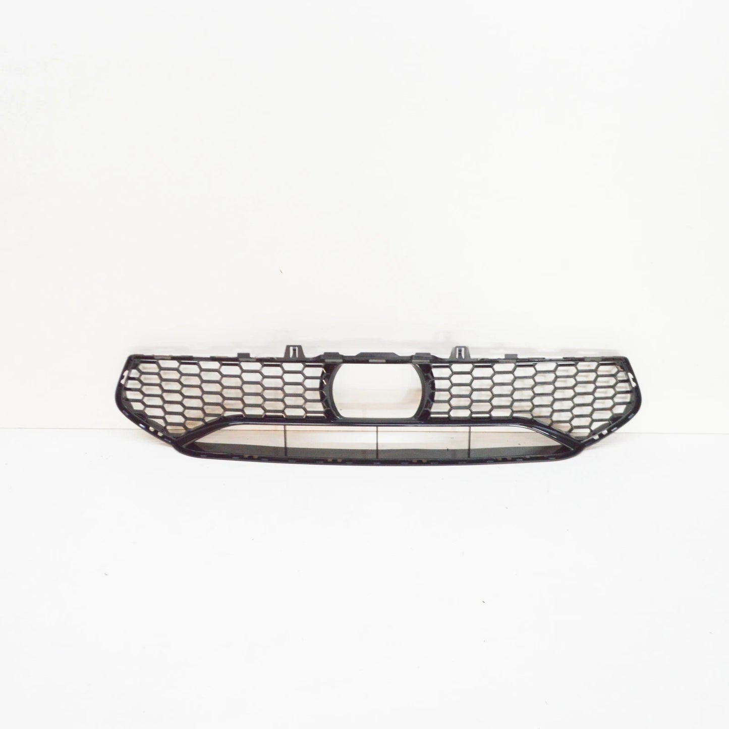 NEW BMW F90 FRONT LOWER GRILLE 51118072980 8072980 ORIGINAL