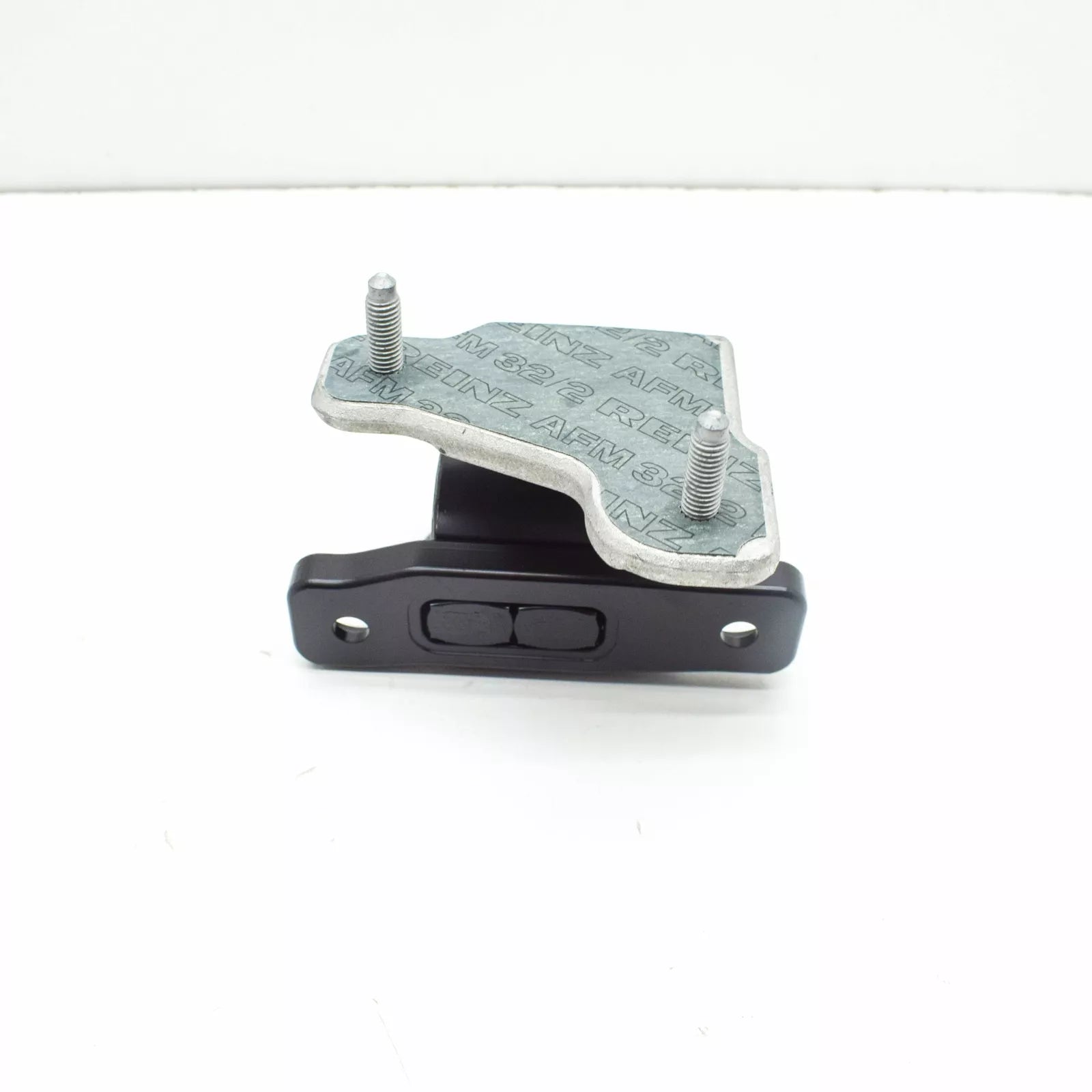 NEW MERCEDES-BENZ E W213 FRONT LEFT DOOR BOTTOM HINGE A2137201110