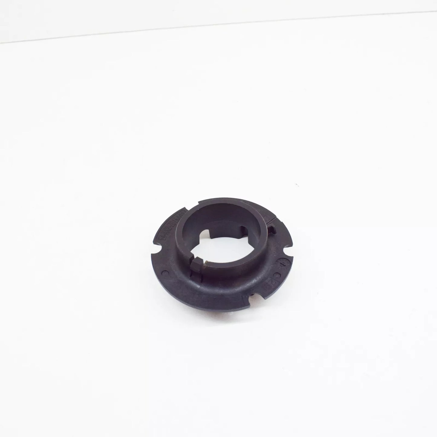 NEW MERCEDES-BENZ ML W164 REAR LOWER SPRING SEAT A1643250215 ORIGINAL