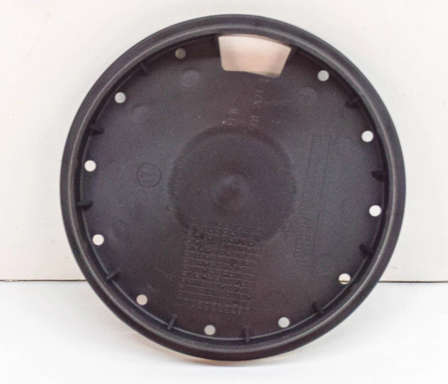 NEW VW TRANSPORTER T6 REAR CONTROL ARM WHEEL BEARING COVER CAP 7E0501269