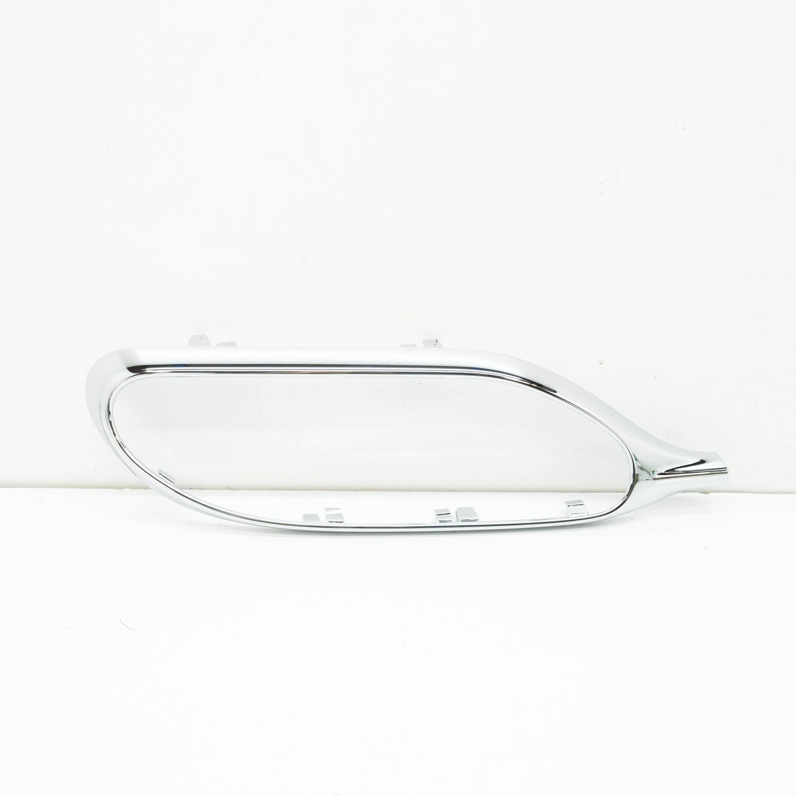 NEW MERCEDES-BENZ S W222 REAR BUMPER LOWER RIGHT TRIM A2228853000 ORIGINAL