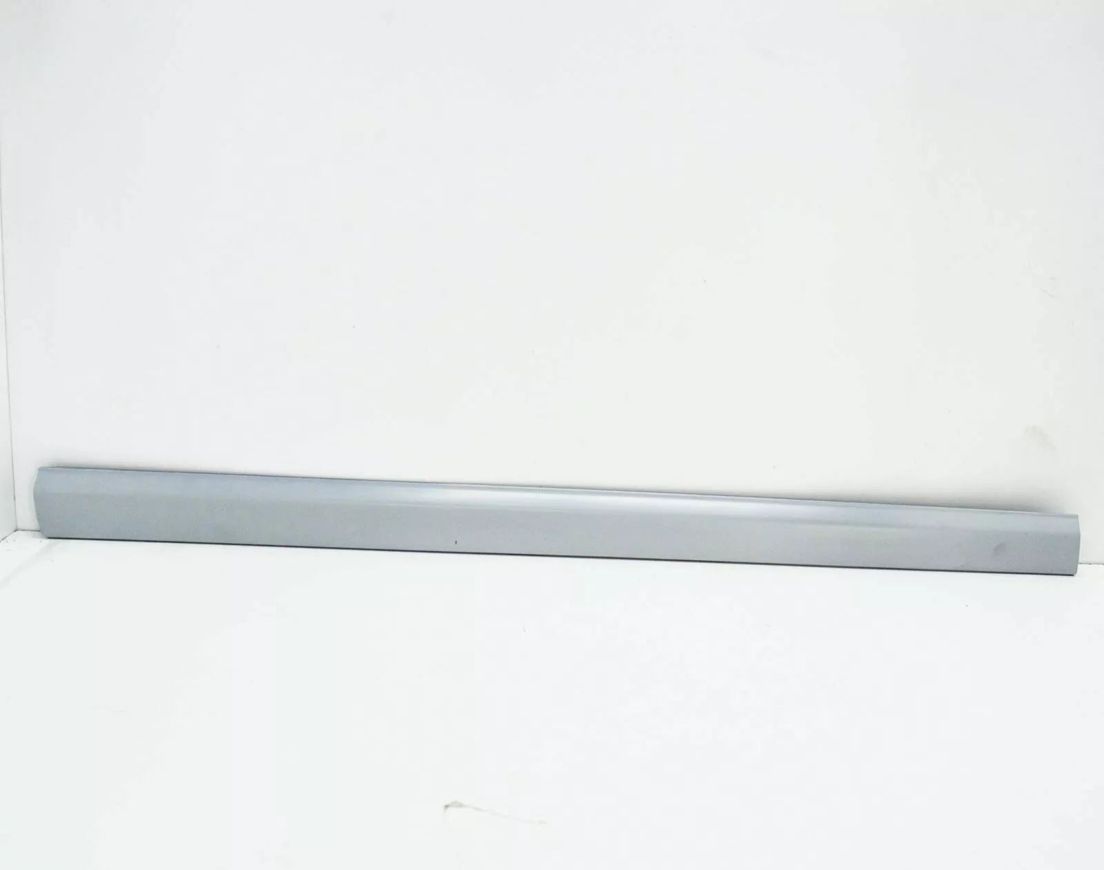 NEW MERCEDES-BENZ VITO W639 RIGHT SLIDING DOOR STRIP A63969013629999