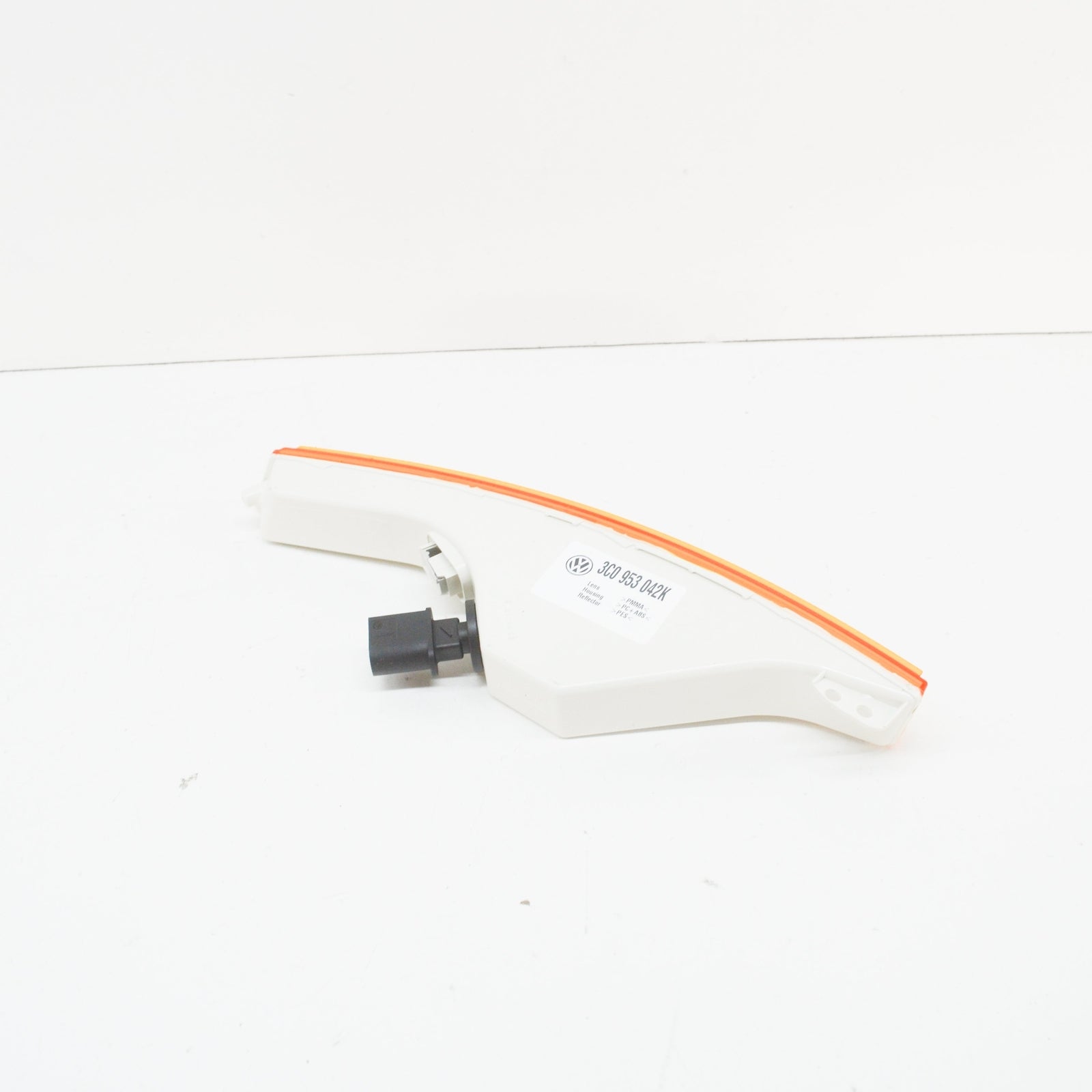 NEW VW PASSAT B6 FRONT RIGHT YELLOW TURN SIGNAL INDICATOR 3C0953042K ORIGINAL