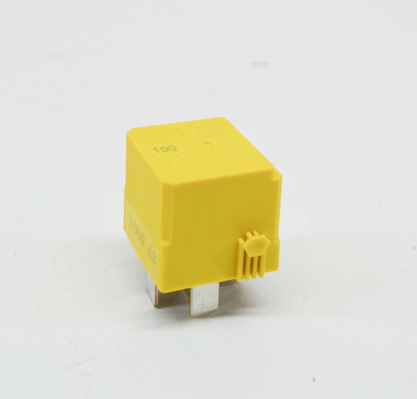 NEW MERCEDES-BENZ ML W163 CENTRAL LOCKING MECHANISM RELAY A0009828123 ORIGINAL