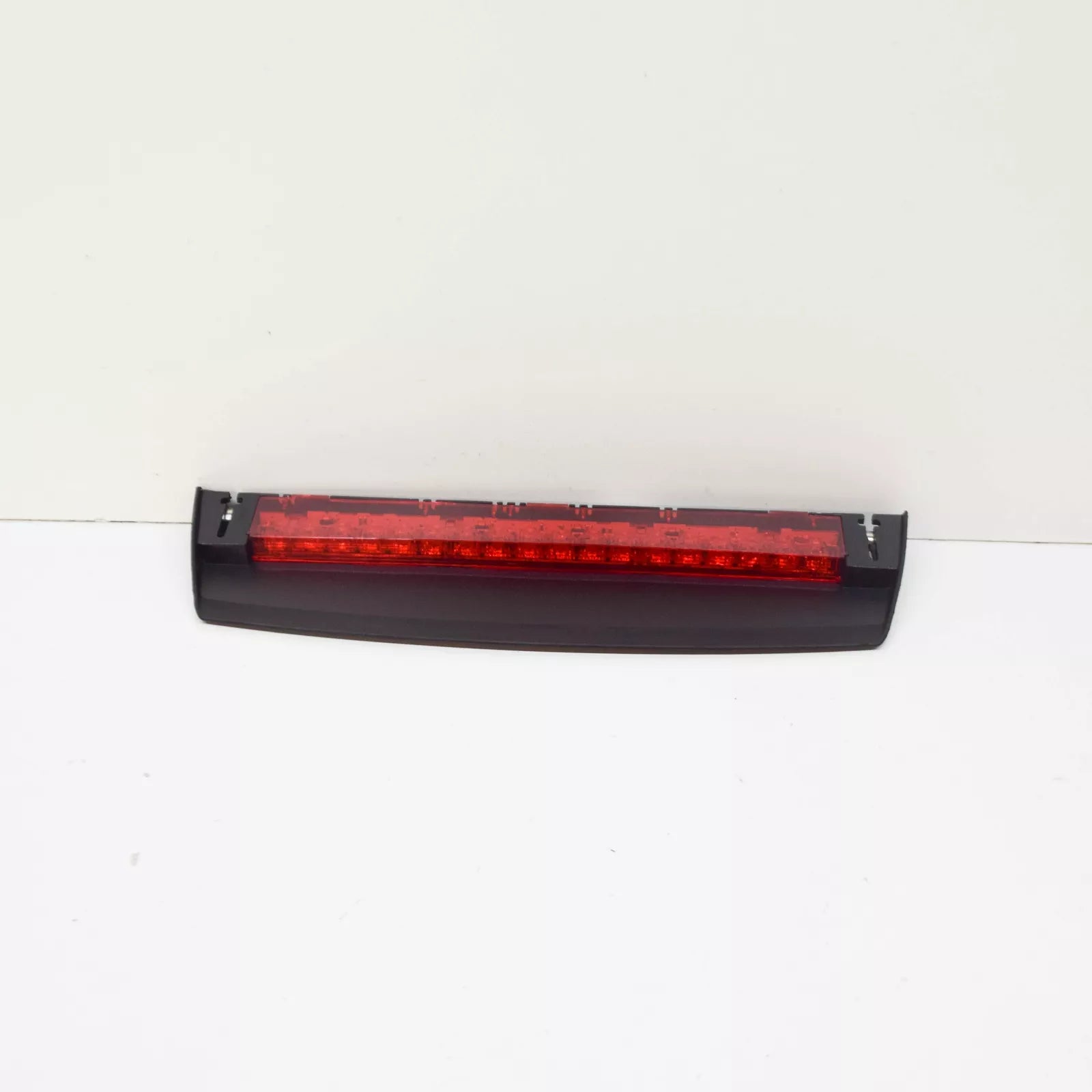 NEW AUDI A3 8V THIRD 3RD BRAKE STOP LIGHT 4G5945097
