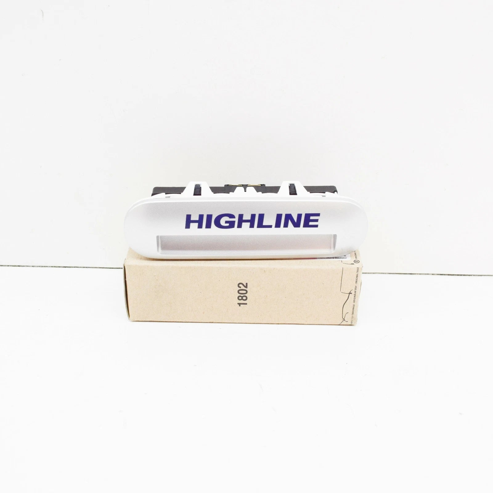 NEW VW TRANSPORTER T5 ENTRY LIGHTING WITH LETTERING 7E5947415L72A