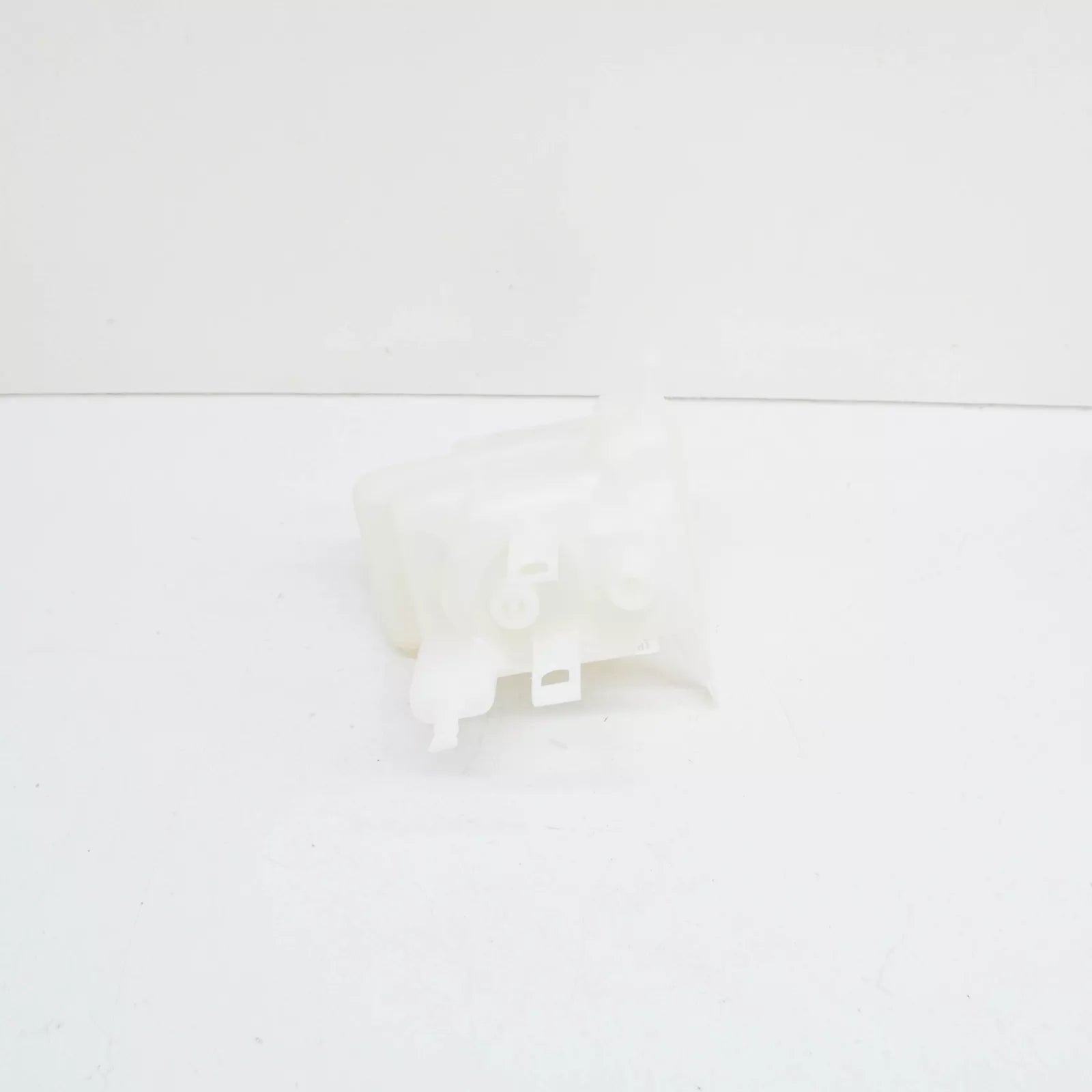 NEW BMW 7 E65 BRAKE FLUID EXPANSION TANK RESERVOIR 34326758848 735I ORIGINAL