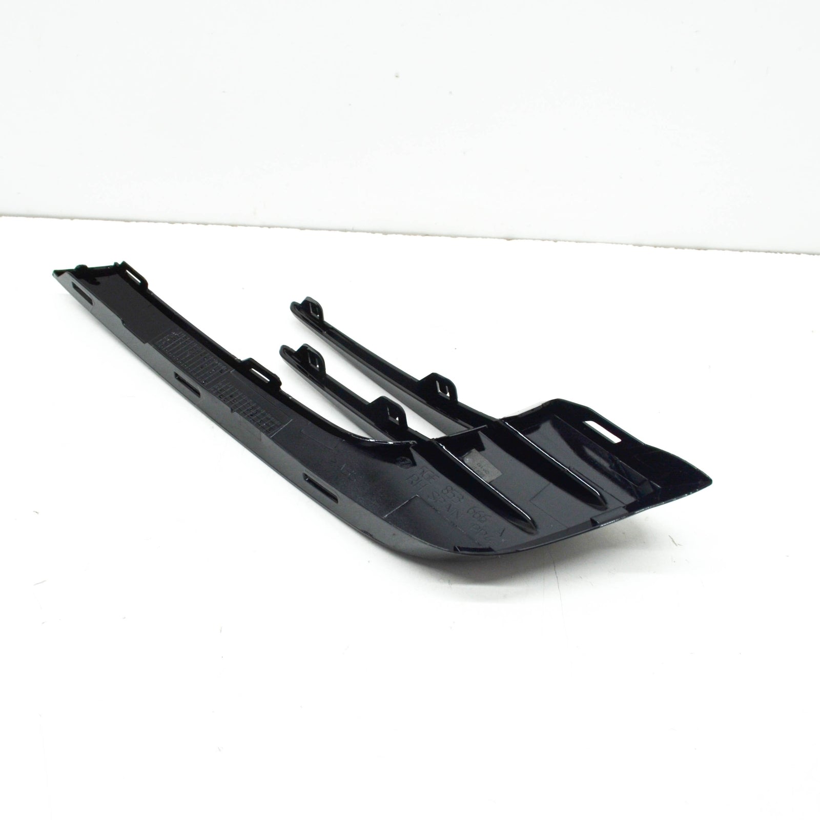 NEW VOLKSWAGEN GOLF MK7 FRONT BUMPER RIGHT GRILLE 5GE853666A041 ORIGINAL