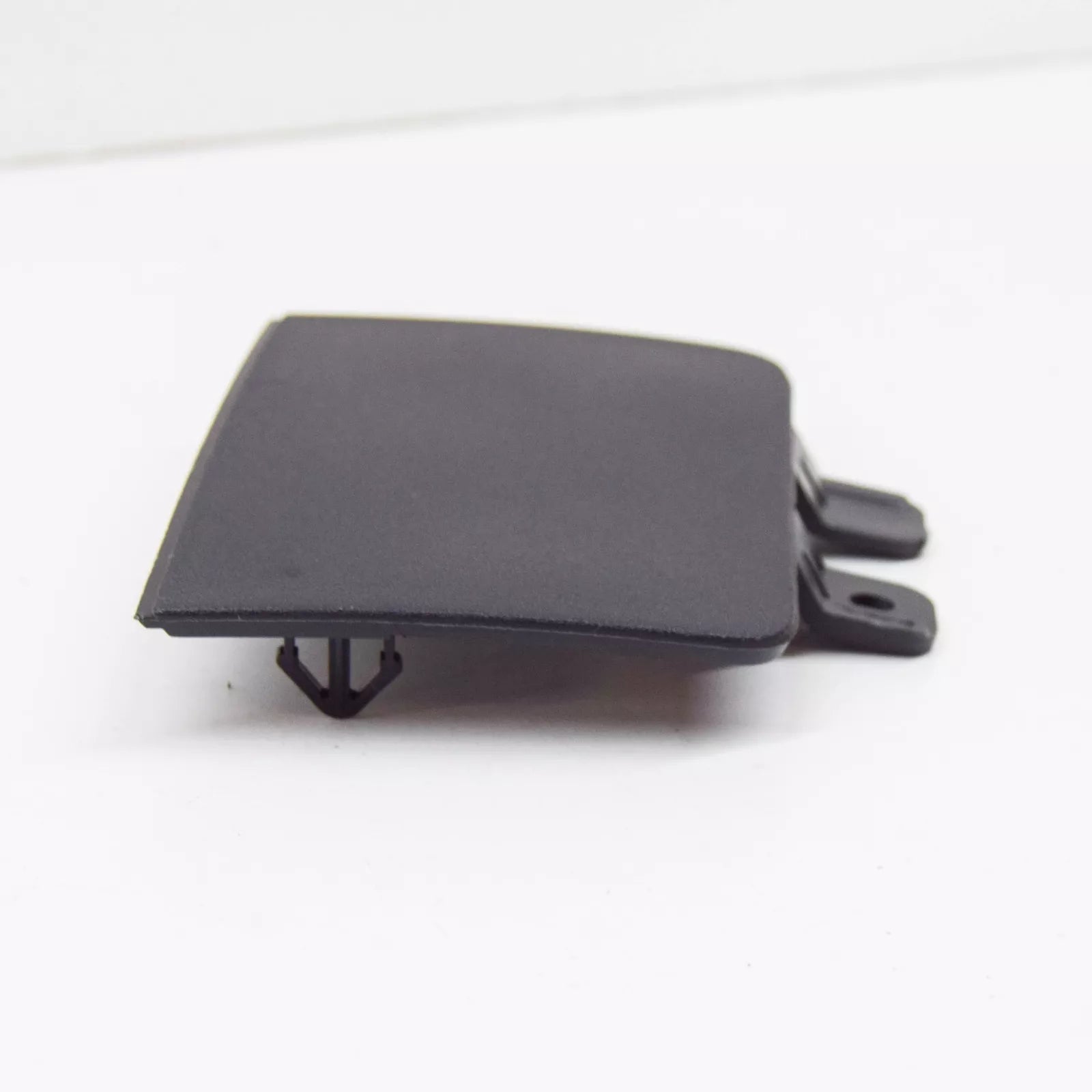 NEW AUDI A3 CONVERTIBLE 8P7 REAR BUMPER TOW HOOK COVER CAP 8P0807441A01C