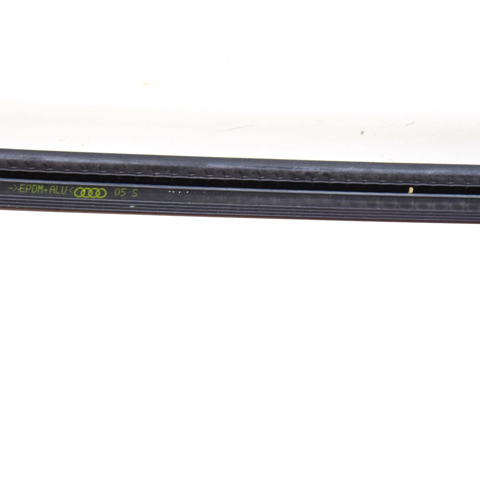 NEW AUDI A4 B8 REAR LEFT DOOR WINDOW SLOT SEAL TRIM 8K0839479C