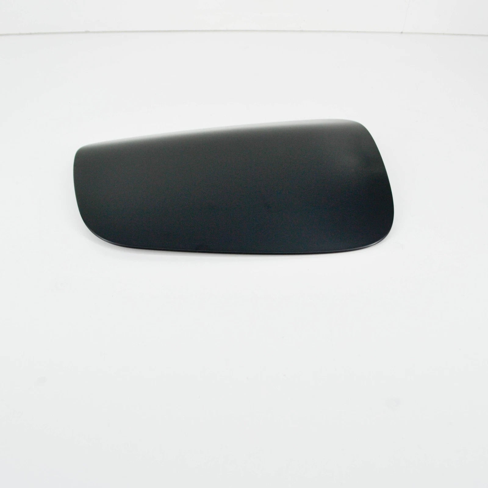 NEW BMW 8 COUPE G15, F92 FUEL TANK FLAP 41007440412 7440412 ORIGINAL