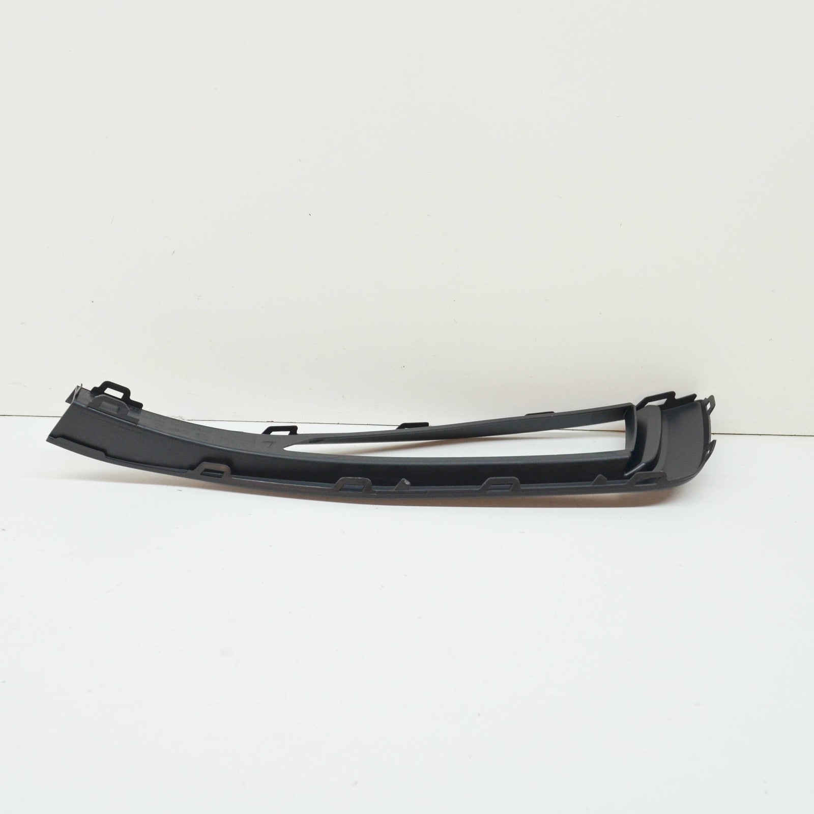 NEW VOLKSWAGEN PASSAT B8 FRONT BUMPER LEFT AIR VENT GRILLE 3G0853665K9B9