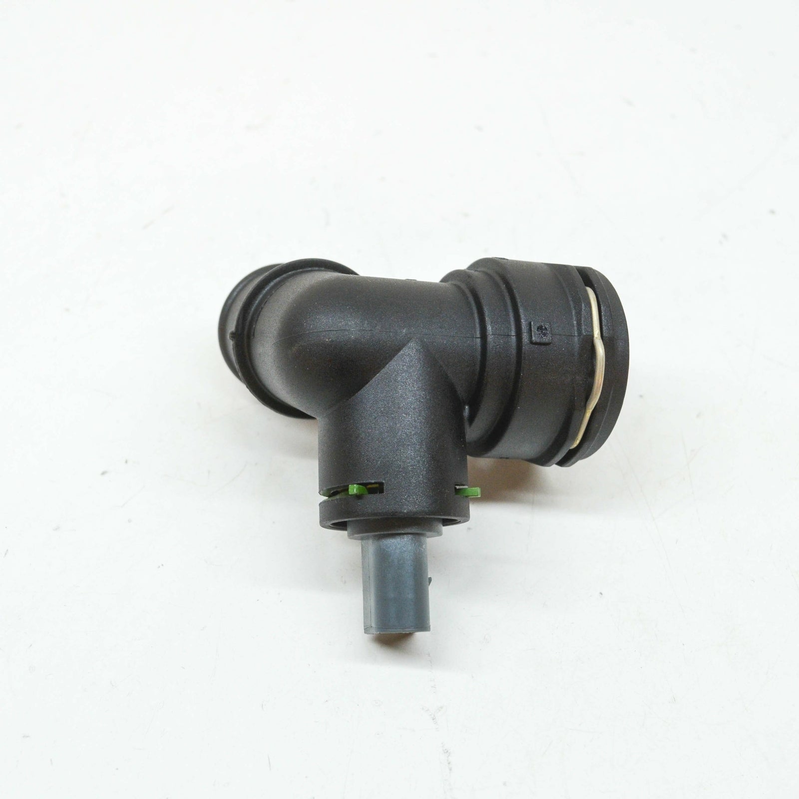 NEW AUDI A3 8V COOLING SYSTEM QUICK ACTING COUPLING 5Q0122291AK ORIGINAL