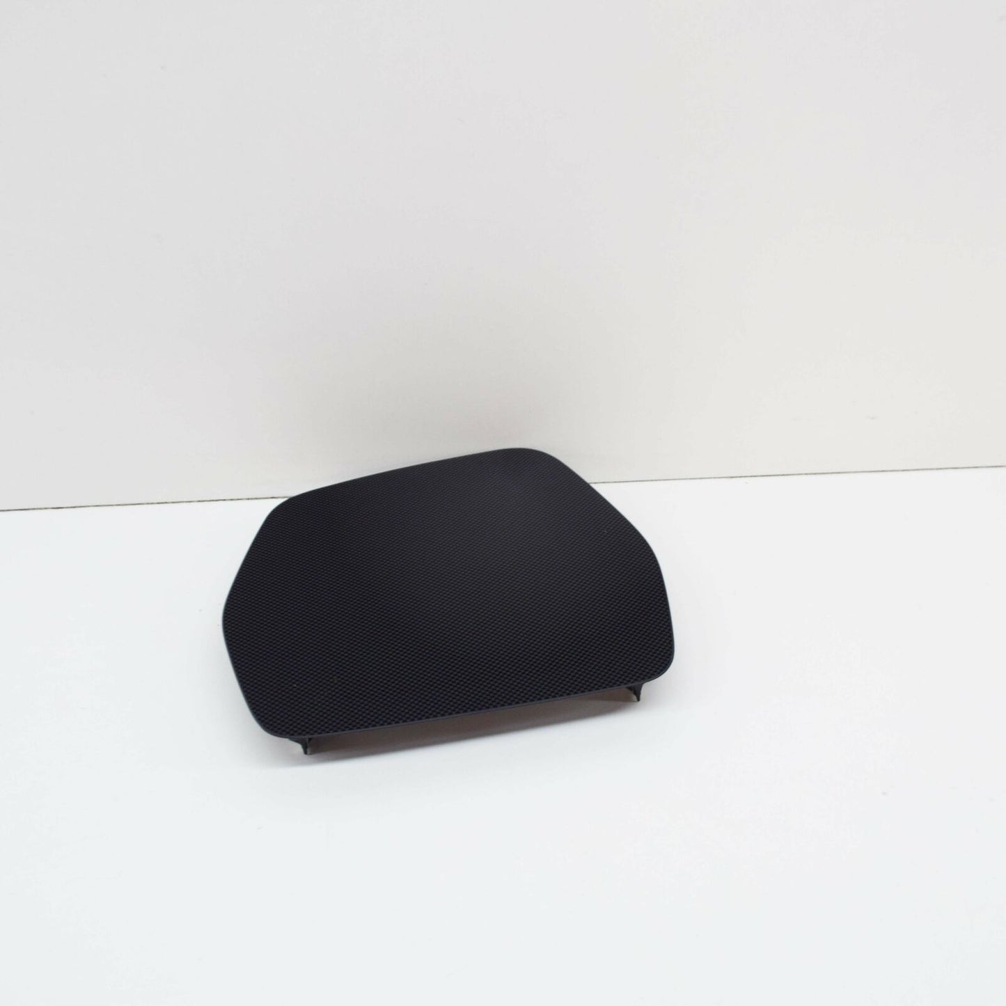 new mercedes-benz c w205 dash central loudspeaker cover a20568016079051 original