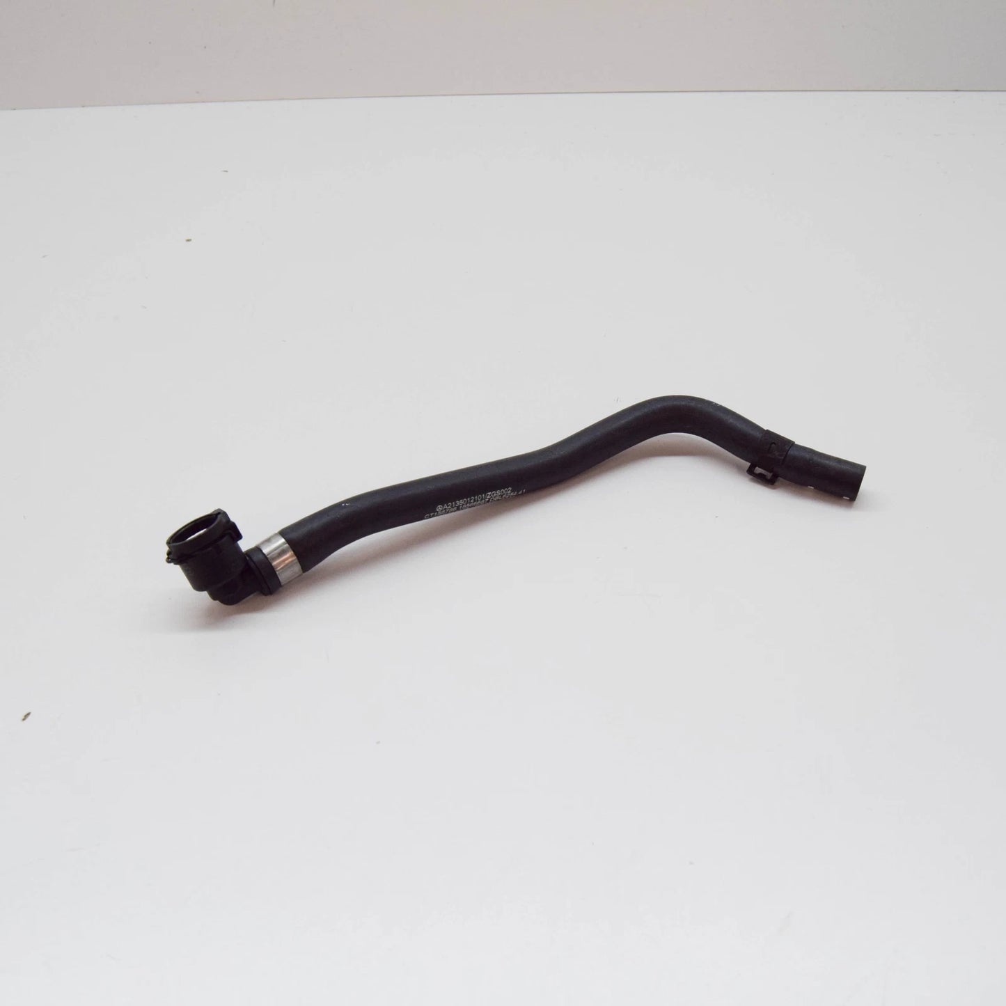 NEW MERCEDES-BENZ E W213 COOLANT HOSE PIPE A2135012101 ORIGINAL