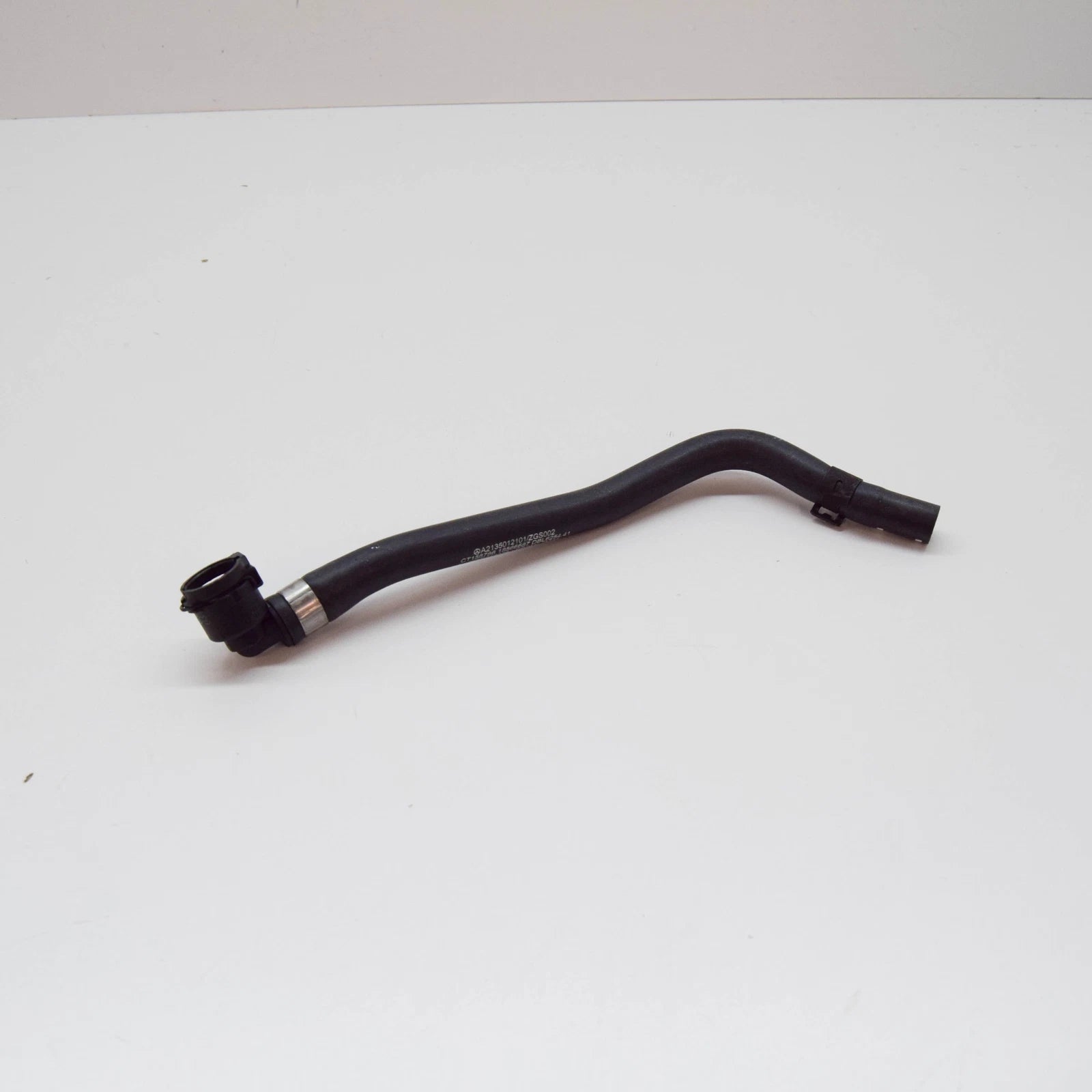 NEW MERCEDES-BENZ E W213 COOLANT HOSE PIPE A2135012101 ORIGINAL