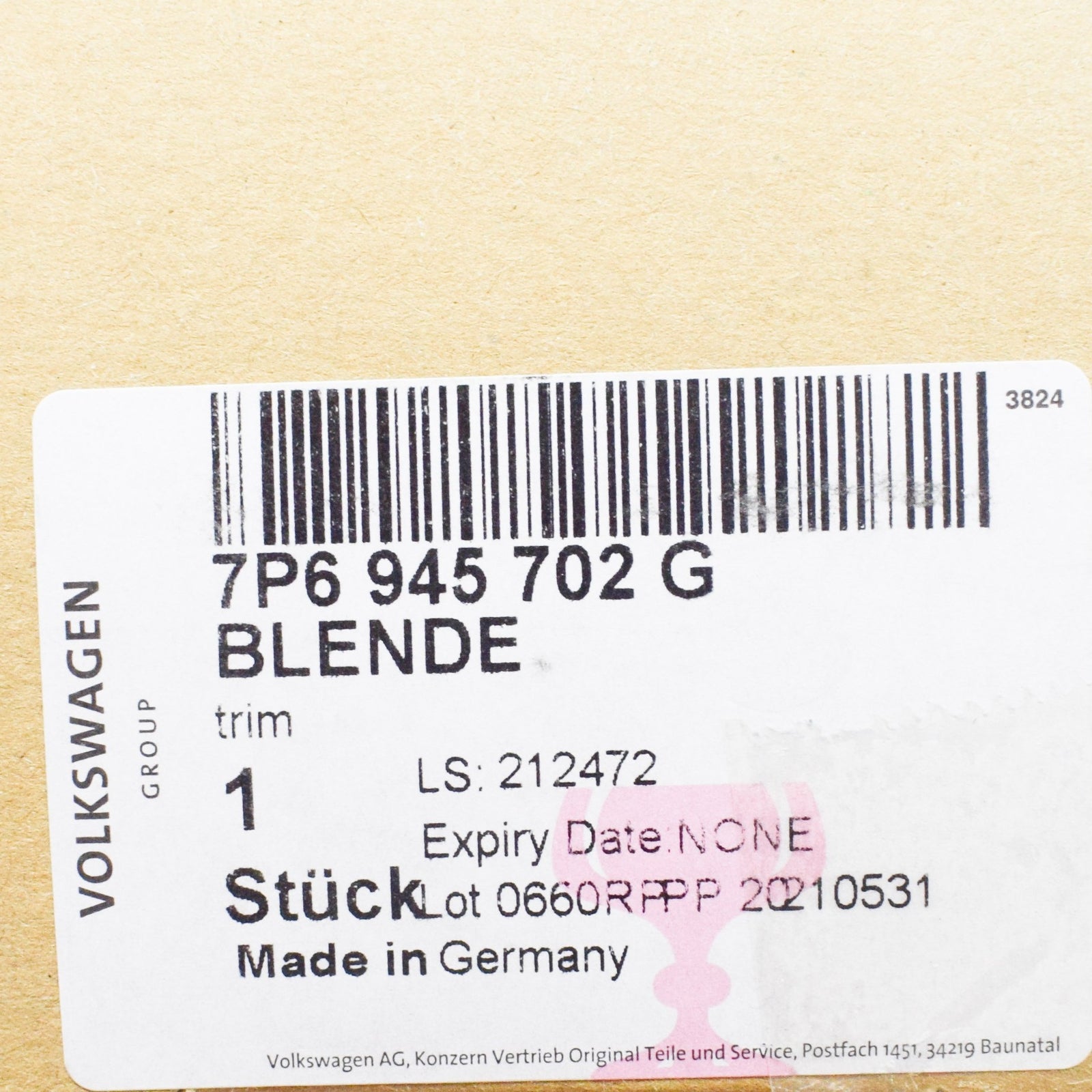 NEW VW TOUAREG 7P MK2 REAR RIGHT BUMPER REFLECTOR TRIM 7P6945702G ORIGINAL