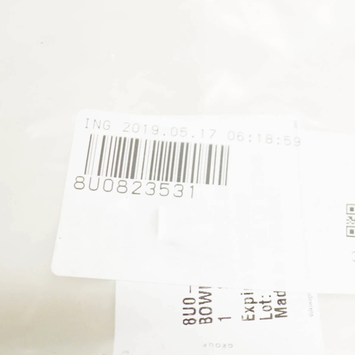 NEW AUDI Q3 8U FRONT HOOD LID LOCK RELEASE CENTRE CABLE 8U0823531 ORIGINAL