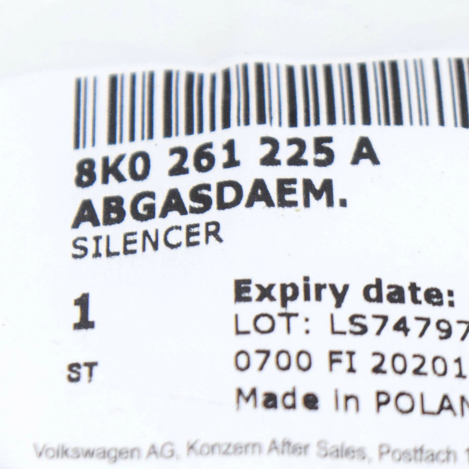 NEW AUDI Q5 8R FRONT LEFT SIDE FENDER LINER SPLASH SHIELD 8K0261225A