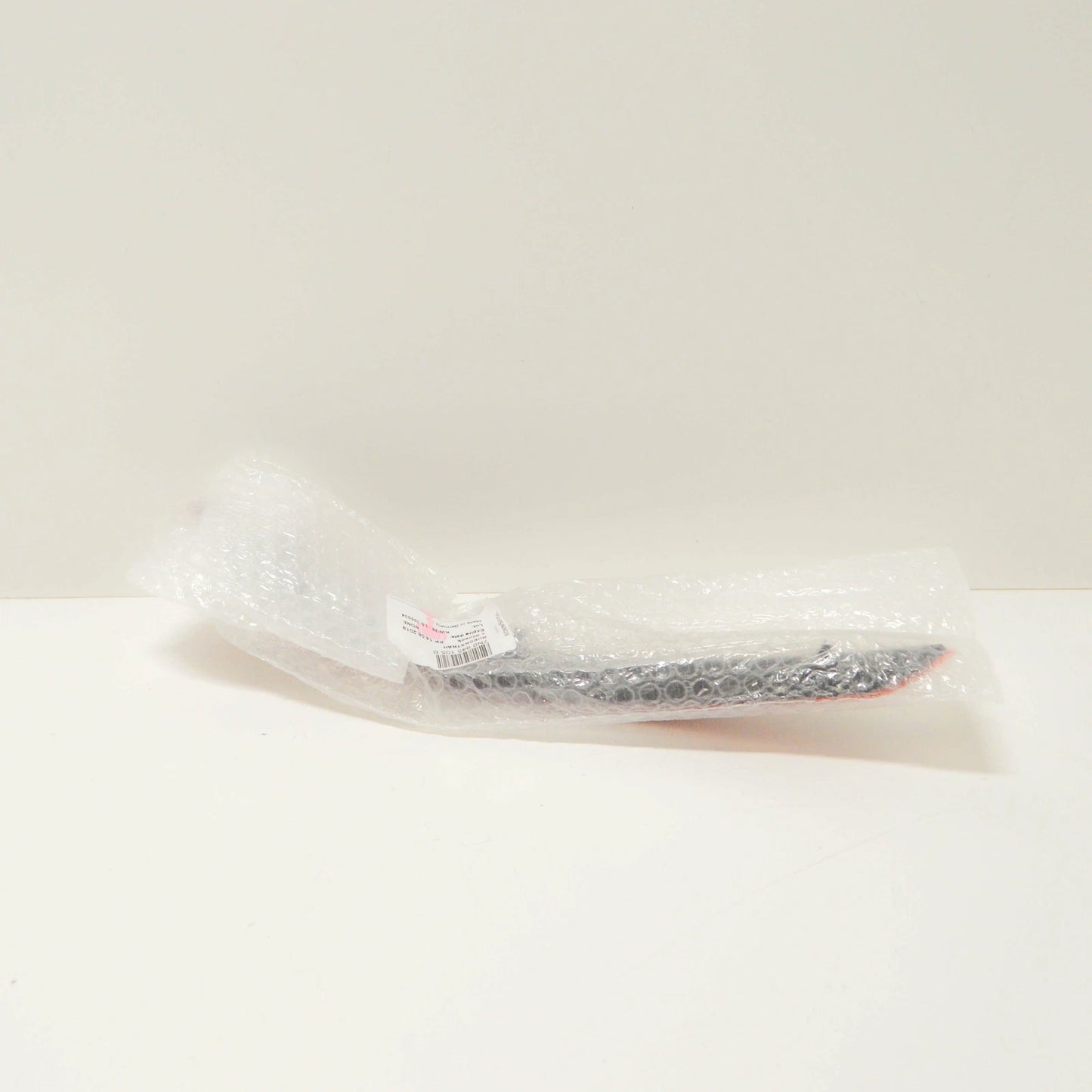 NEW VOLKSWAGEN SHARAN 7N REAR BUMPER LEFT REFLECTOR 7N0945105B