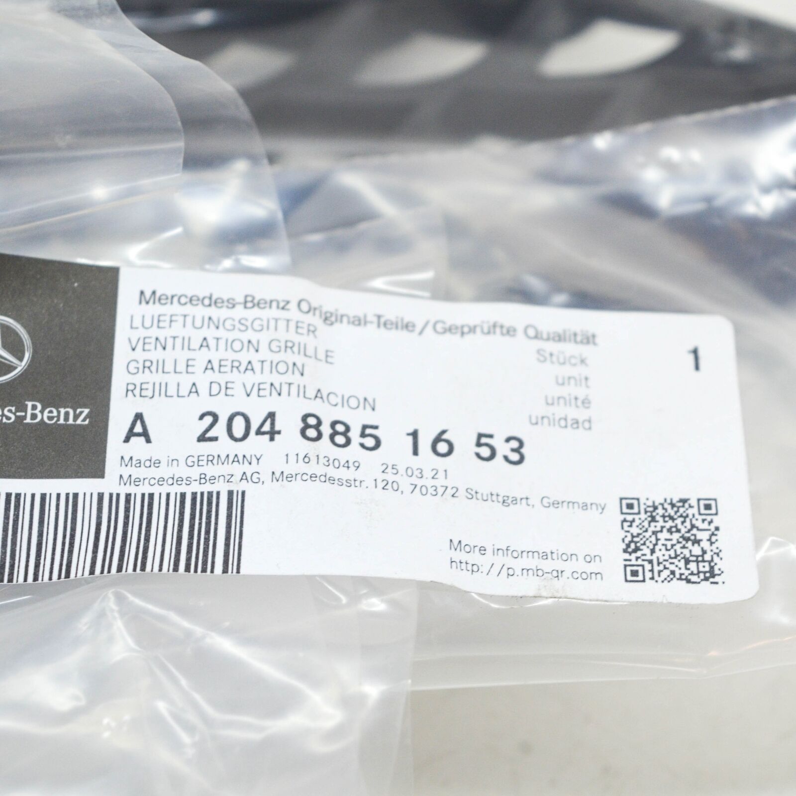 NEW MERCEDES BENZ C W204 C63 AMG FRONT RIGHT GRILLE A2048851653 ORIGINAL