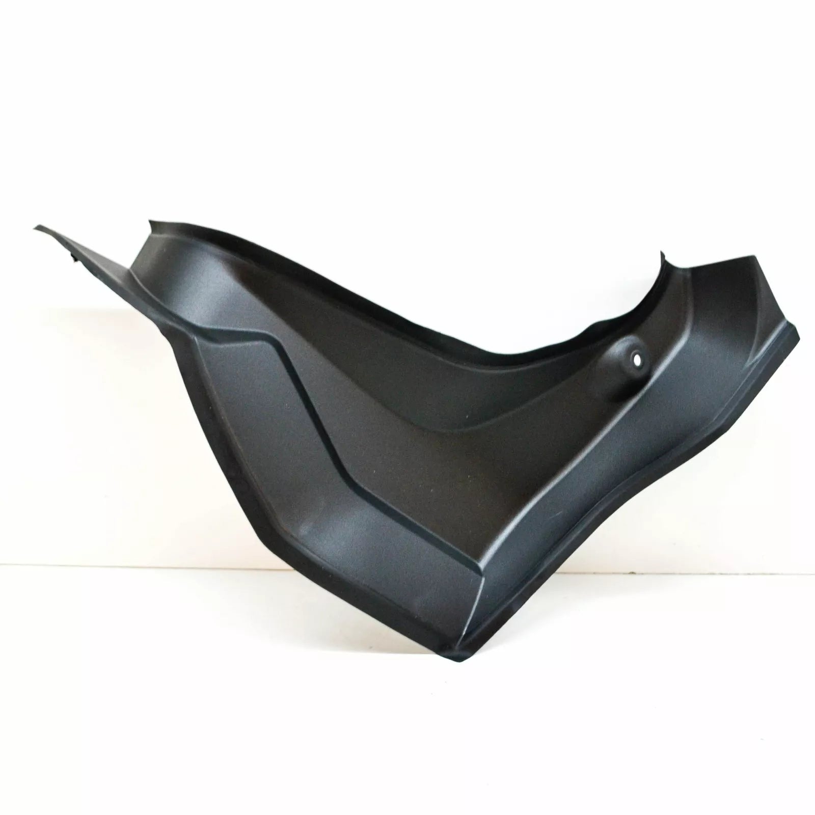 NEW BMW 8 COUPE G15 REAR RIGHT LUGGAGE COMPARTMENT DRIP TRIM 51497417242