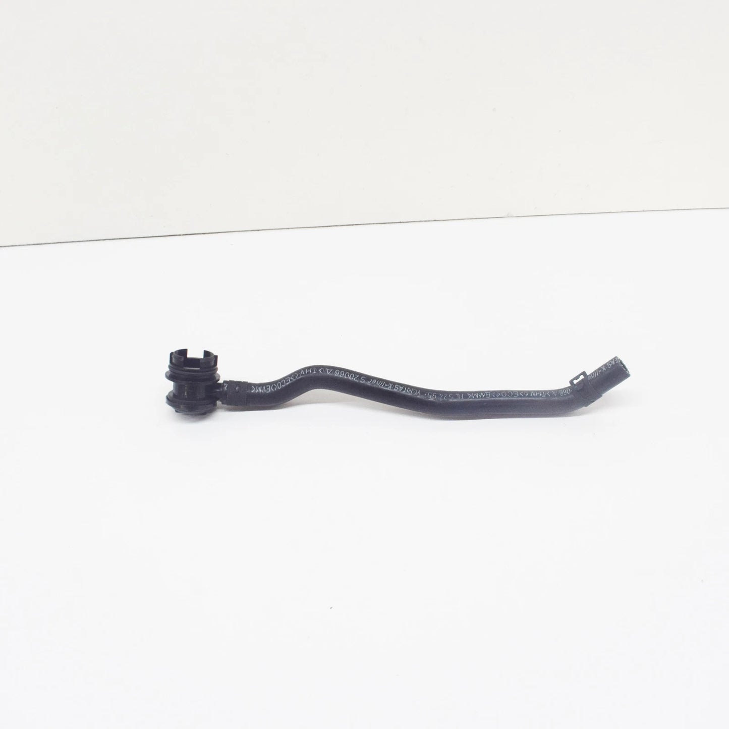 NEW AUDI TT 8J9 CHARCOAL CANISTER BREATHER PIPE VALVE 8J0201160C
