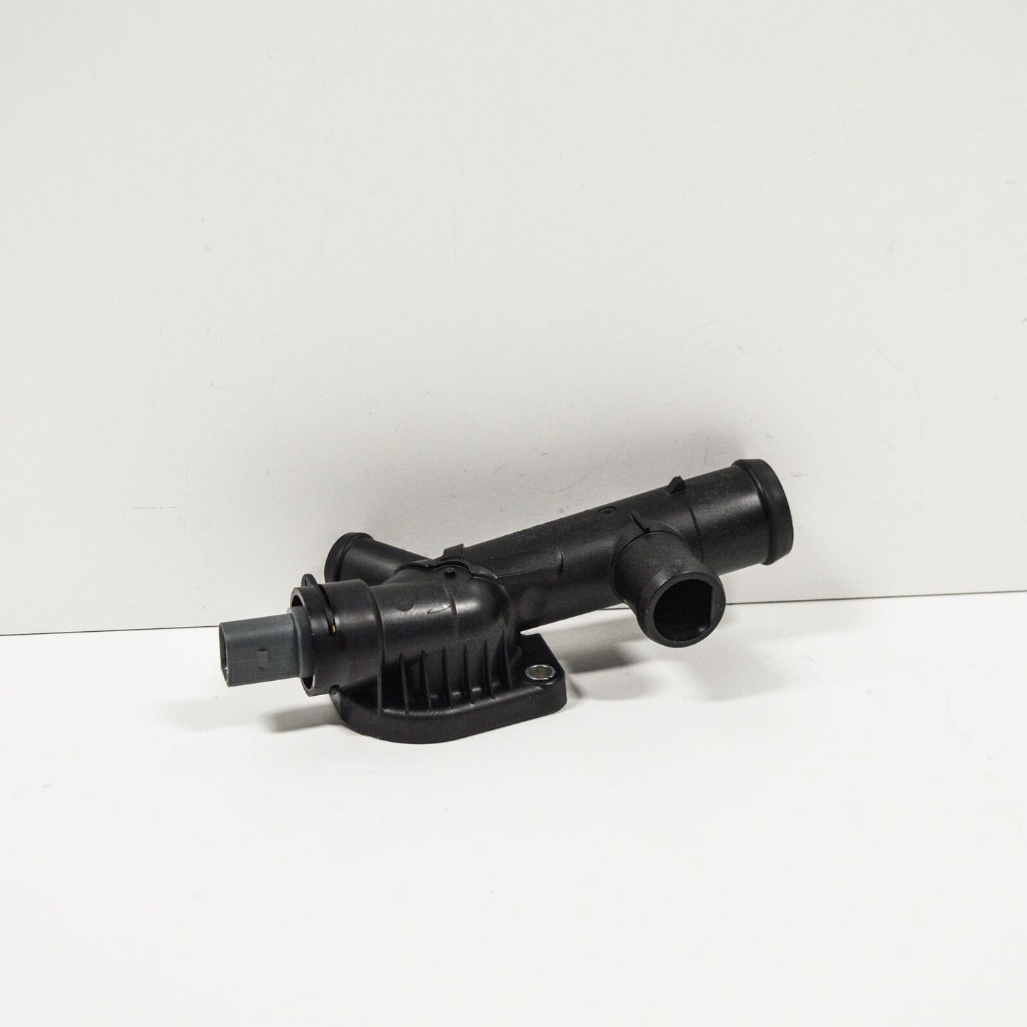 NEW VW TRANSPORTER T5 SEALING FLANGE WITH TEMPERATURE SENDER 03L121131K ORIGINAL