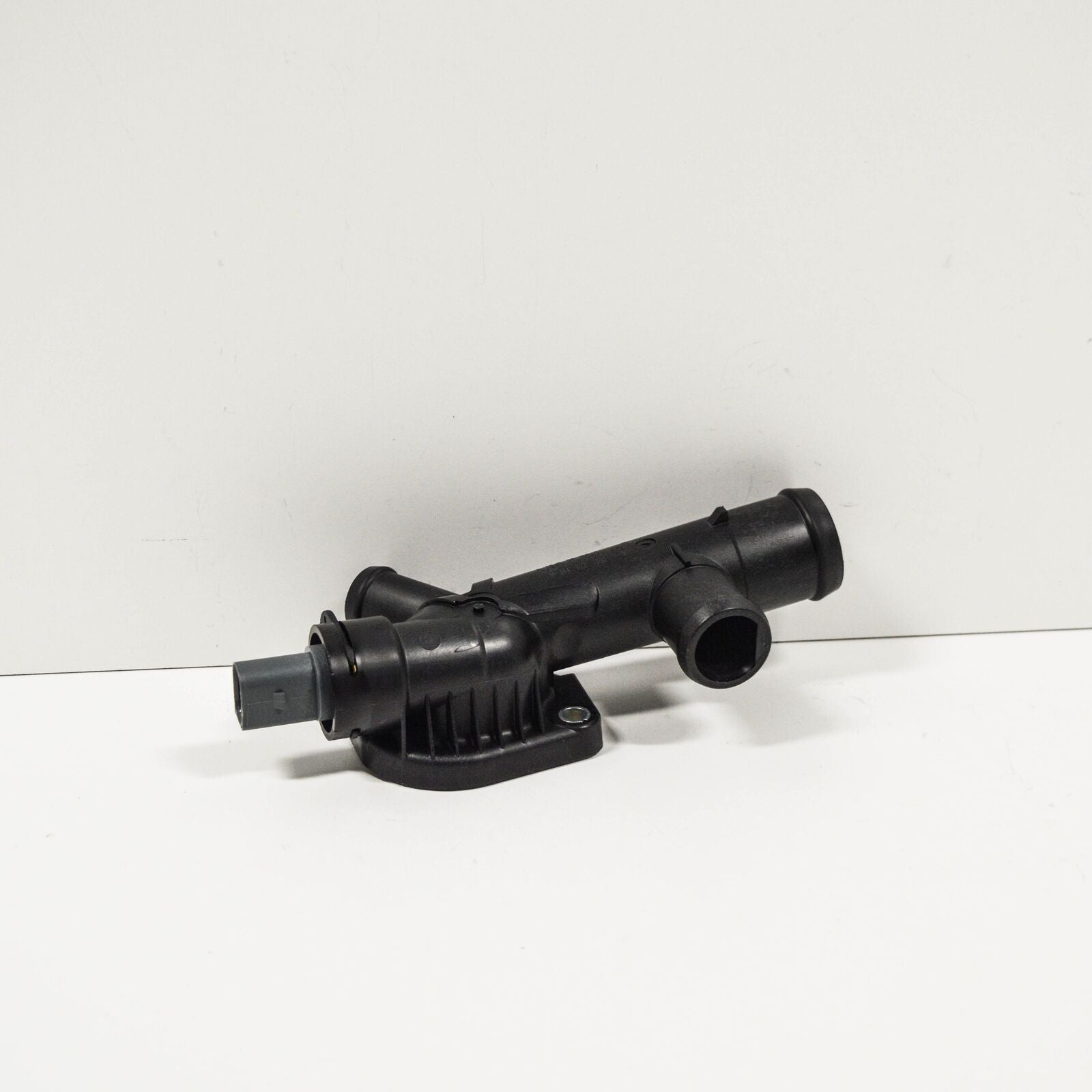 NEW VW TRANSPORTER T5 SEALING FLANGE WITH TEMPERATURE SENDER 03L121131K ORIGINAL