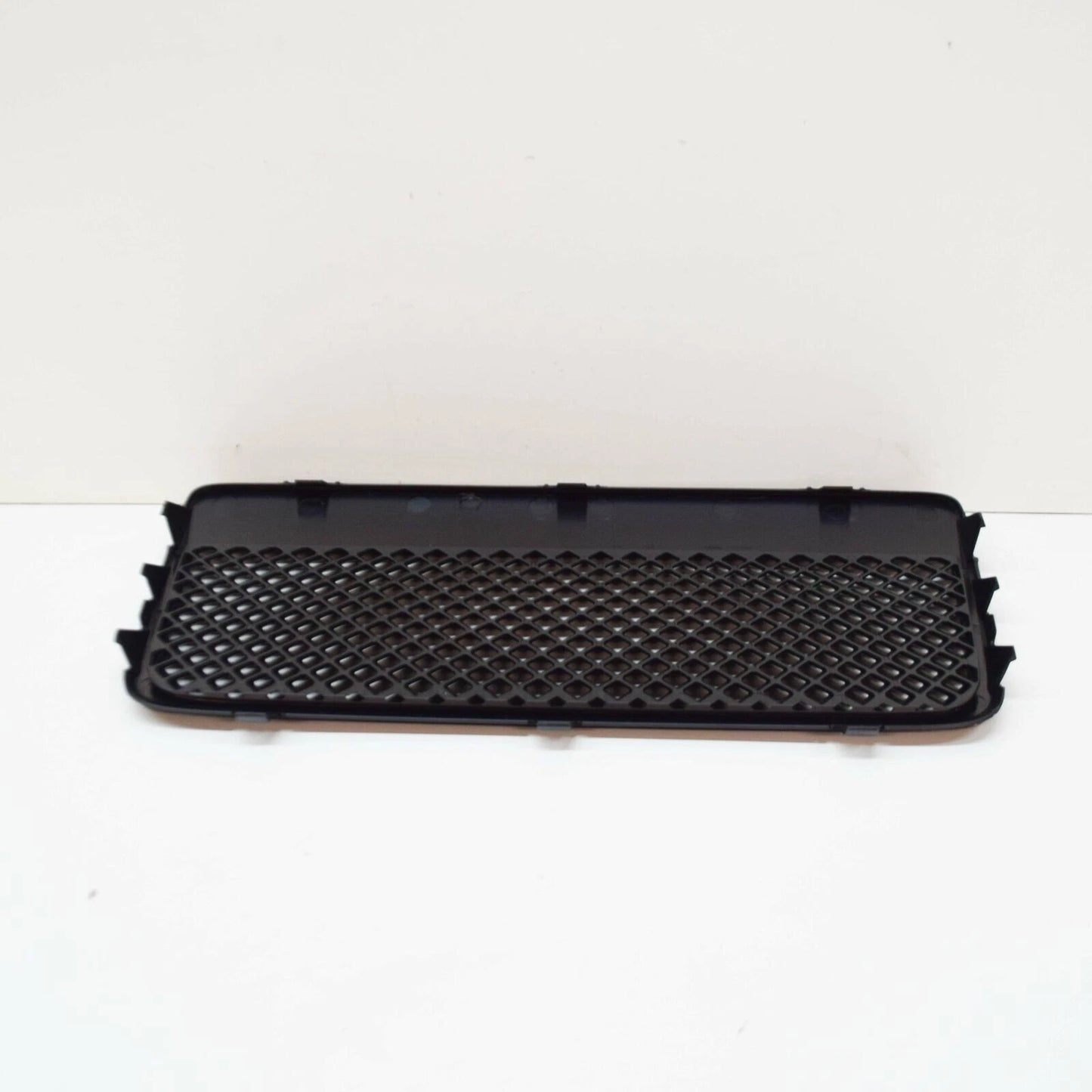 NEW AUDI R8 42 REAR VALANCE GRILLE CENTER 420807925A GENUINE