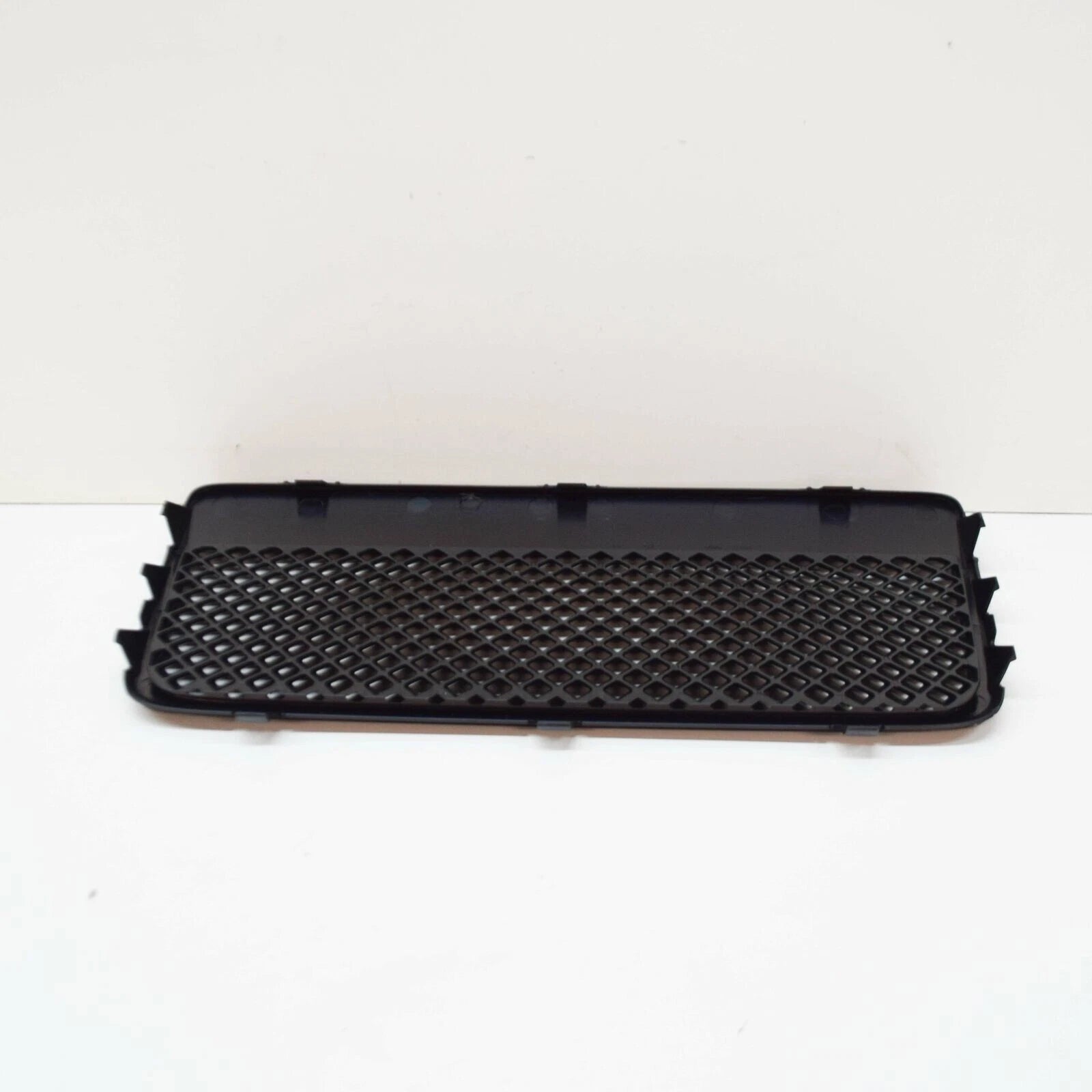 NEW AUDI R8 42 REAR VALANCE GRILLE CENTER 420807925A GENUINE