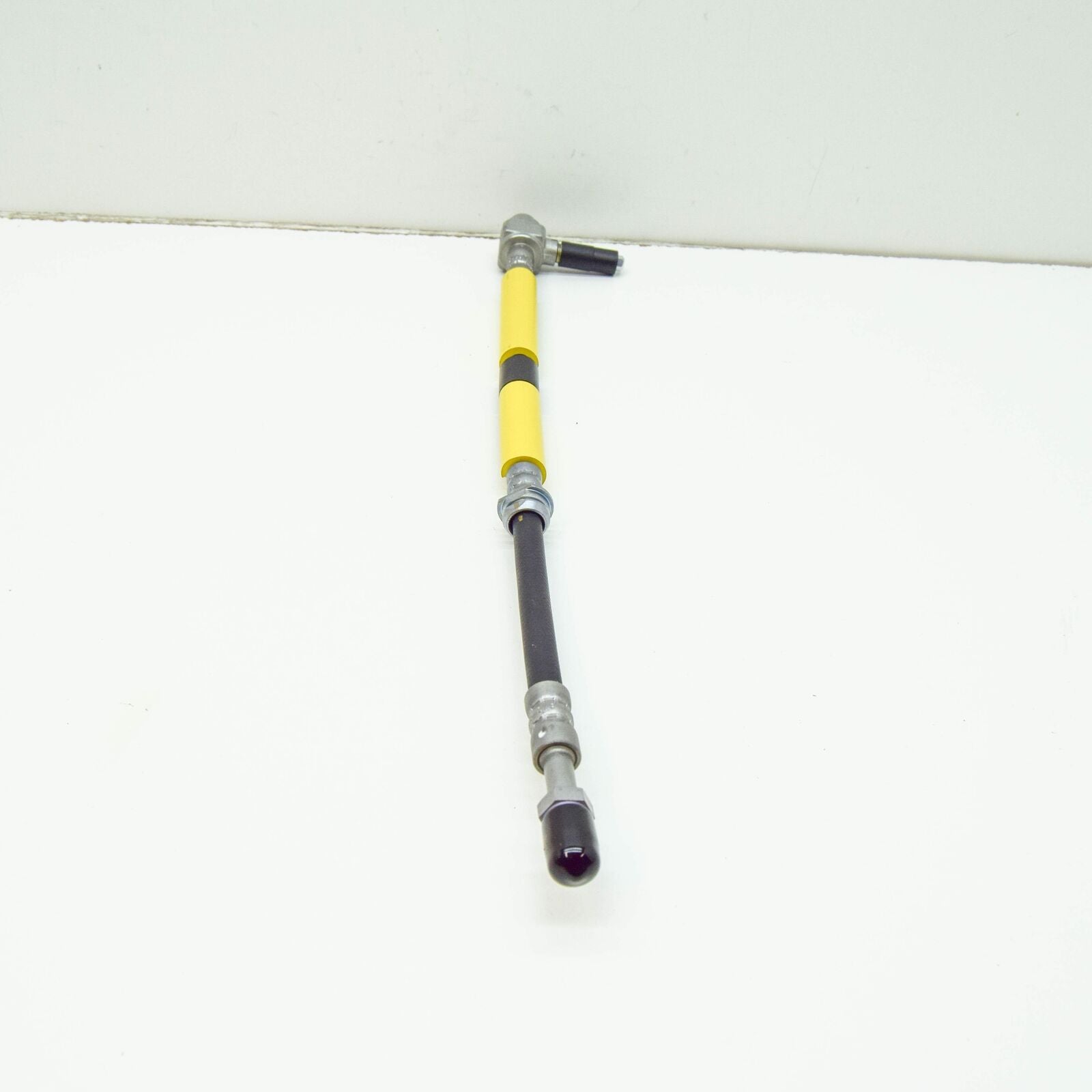 NEW AUDI RS4 B9 FRONT LEFT HOSE PIPE 8W0616711 ORIGINAL