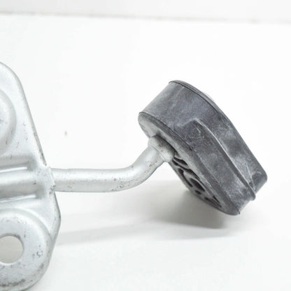 NEW MB C W204 REAR LEFT EXHAUST PIPE BRACKET SUSPENSION A2044901037