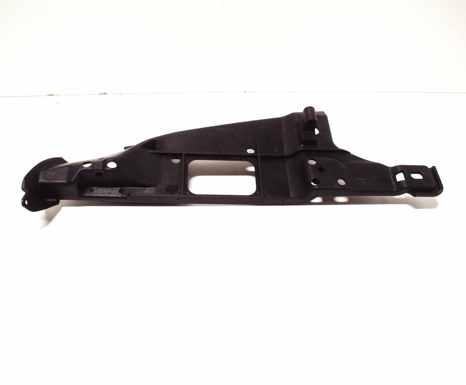 NEW MB CLS C218 REAR BUMPER TAIL PIPE LEFT BRACKET A2188851914 ORIGINAL