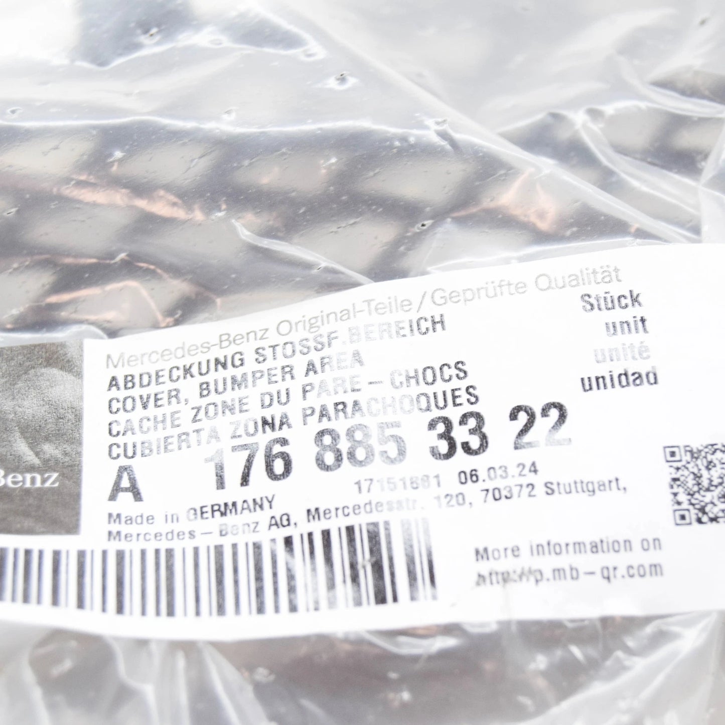 NEW MERCEDES BENZ A W176 FRONT BUMPER CENTRAL GRILLE A1768853322 ORIGINAL