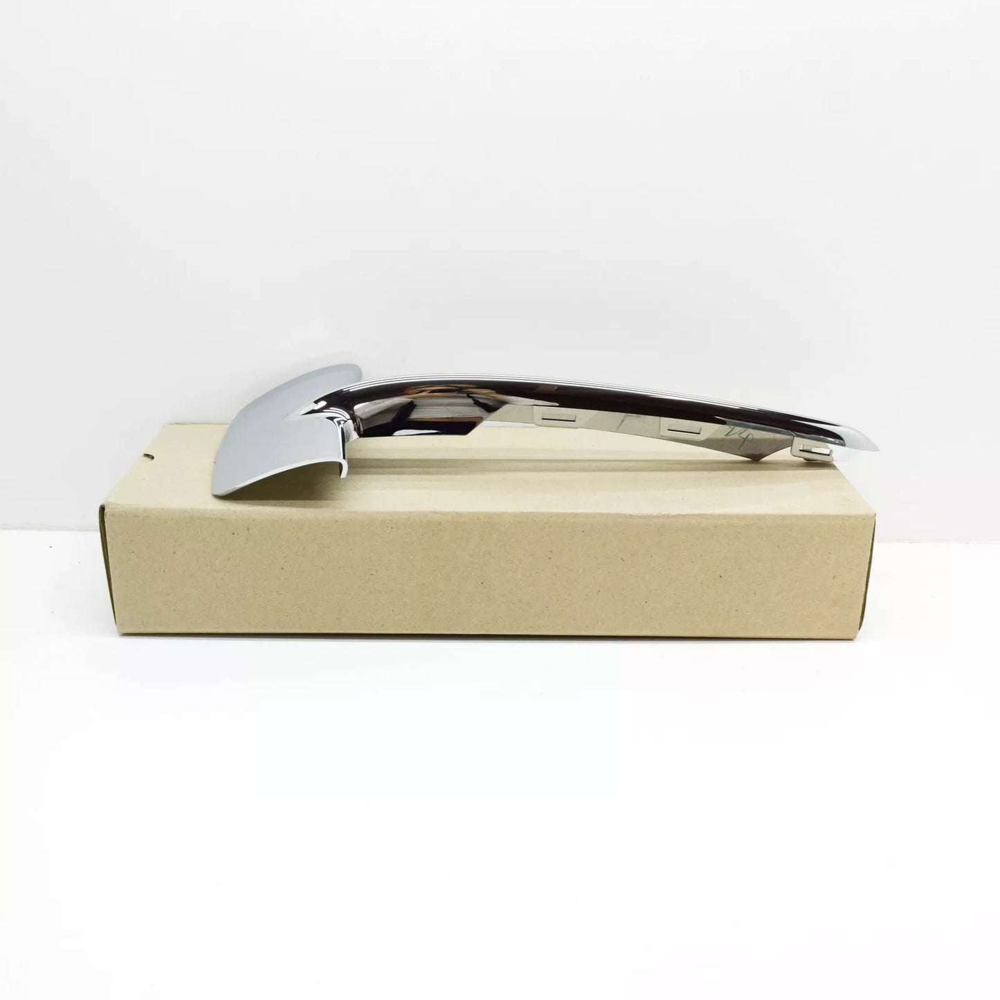 NEW BMW X5 F15 FRONT BUMPER LEFT GRILLE TRIM PURE EXCELLENCE 51117325395