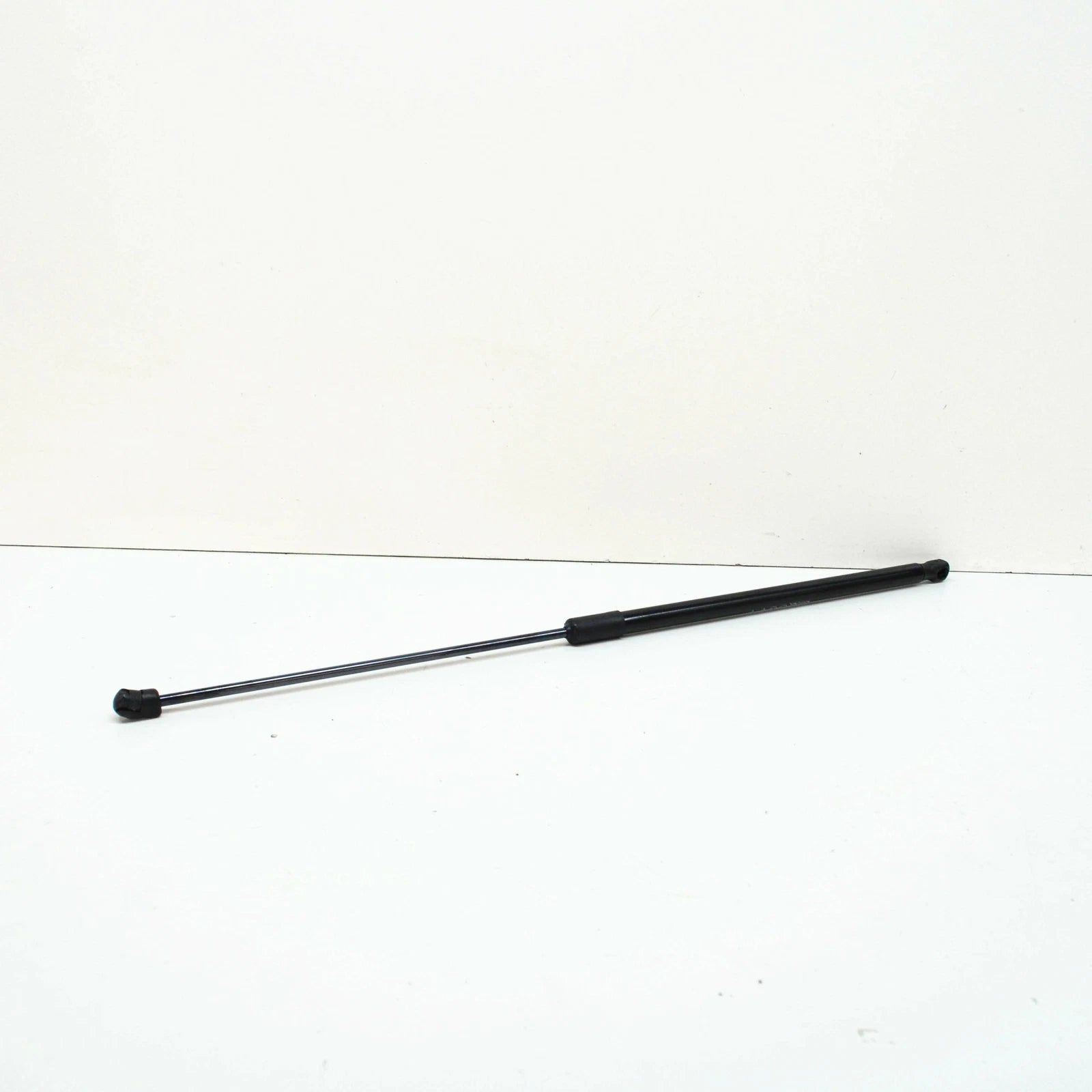 NEW VOLKSWAGEN TIGUAN AD FRONT LEFT BONNET STRUT 5NA823359B