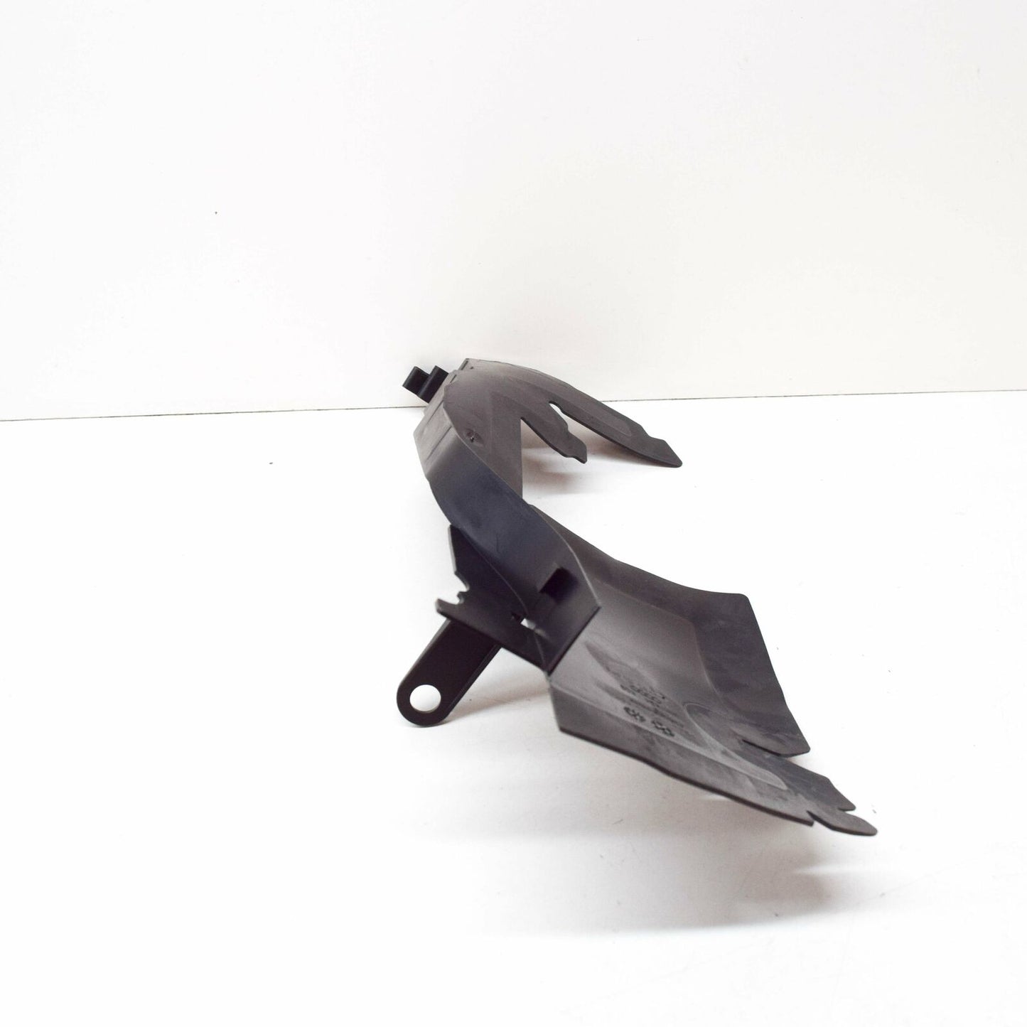 NEW AUDI TT 8J MK2 RIGHT RADIATOR AIR GUIDE 8J0121284A ORIGINAL