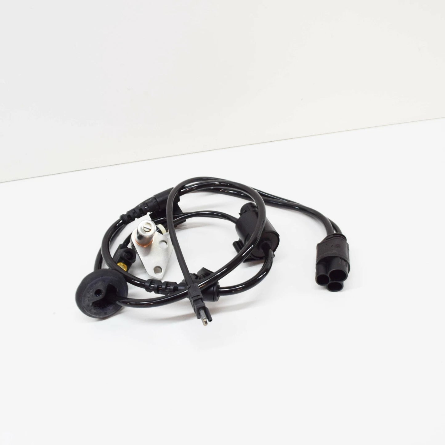 NEW MERCEDES BENZ S W140 FRONT LEFT ABS SENSOR A1405401209